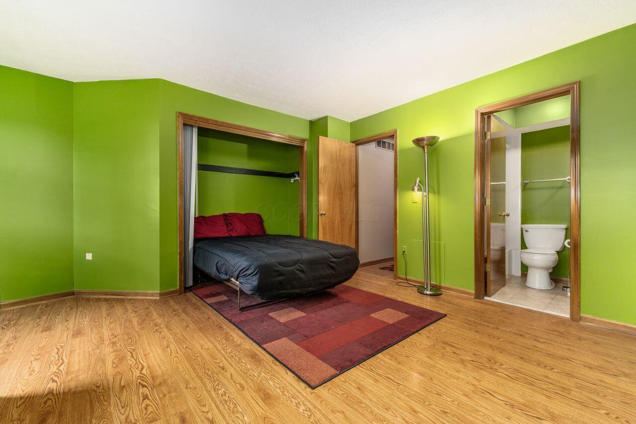 505 Spring Brook Court W