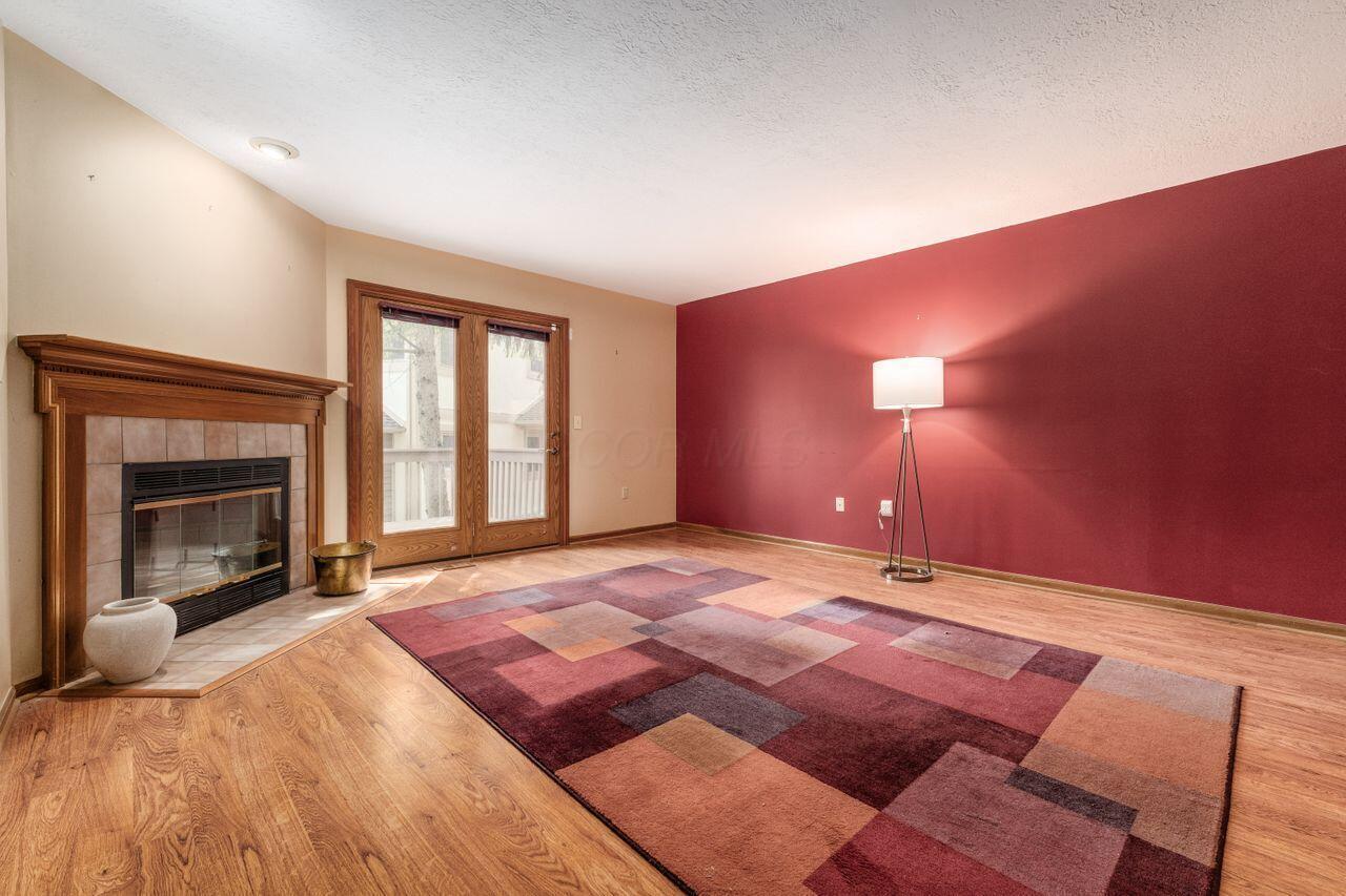 505 Spring Brook Court W