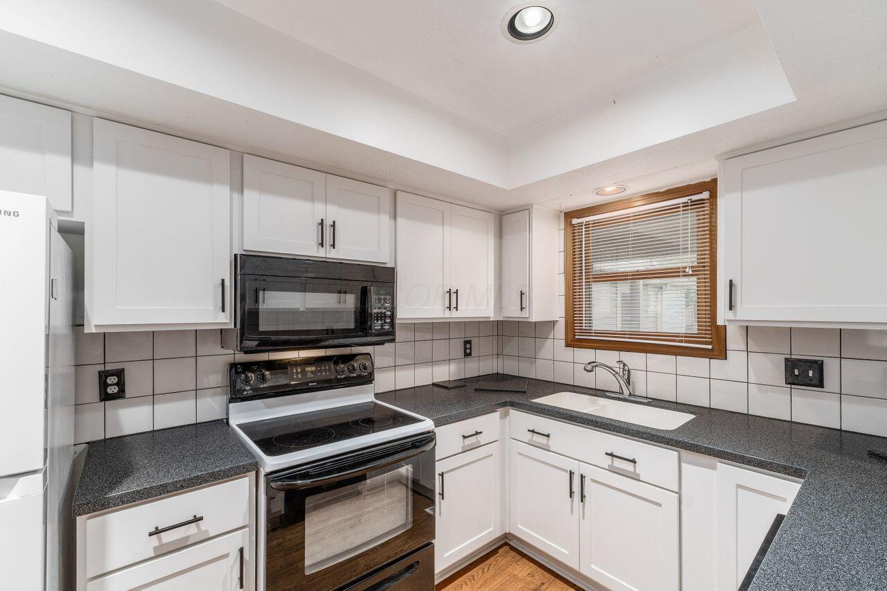 505 Spring Brook Court W