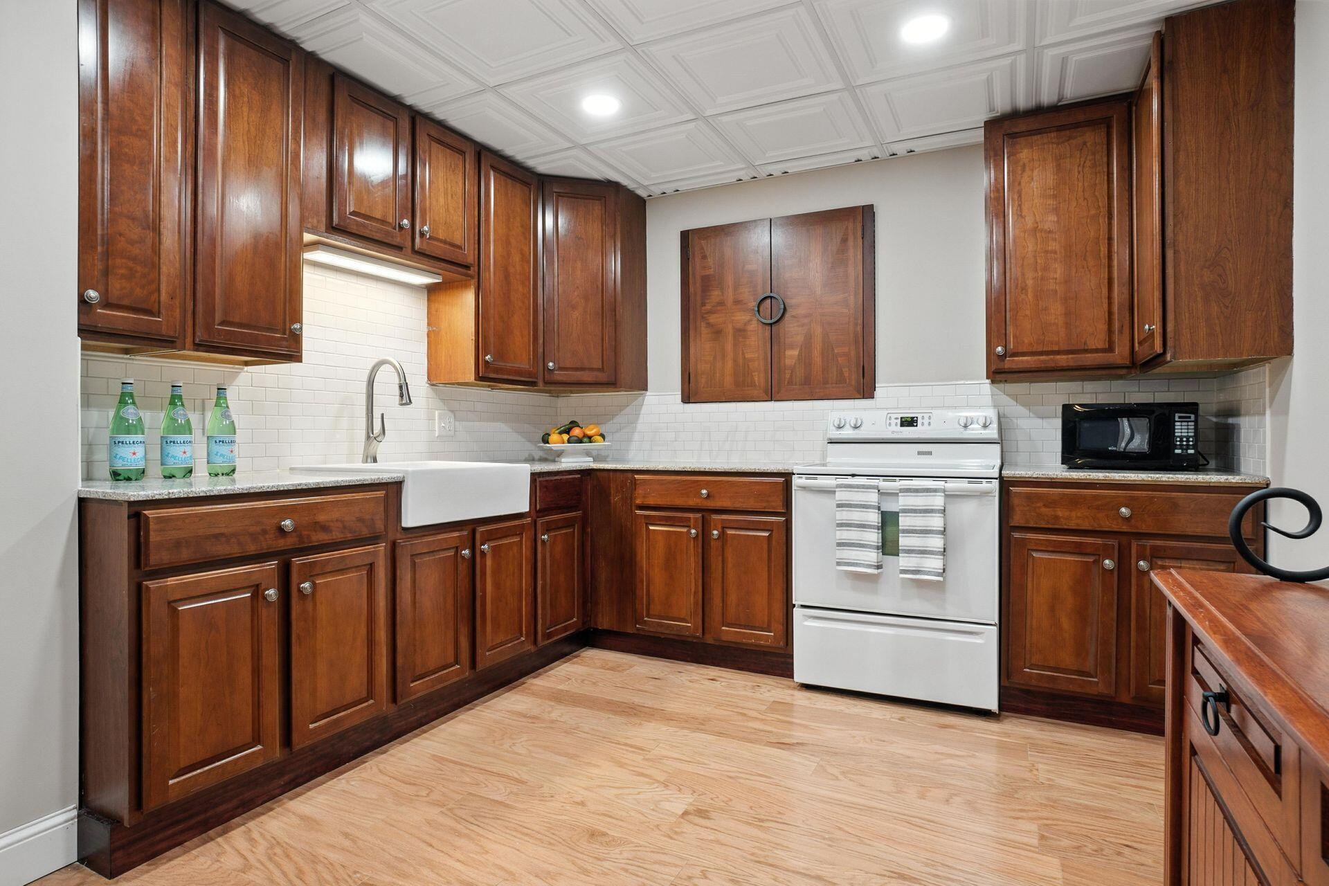 2969 Laura Place