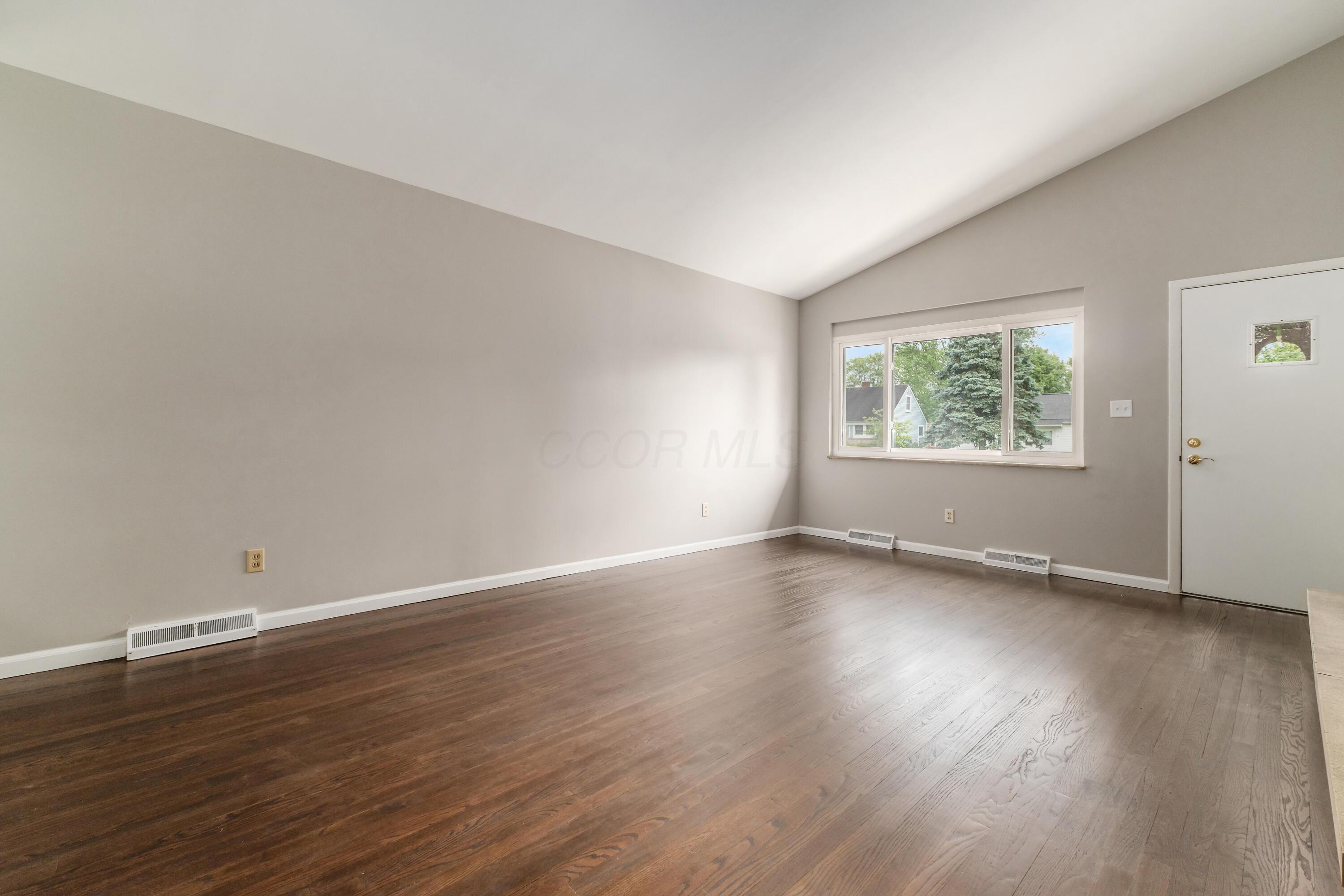 1276 Bryson Road