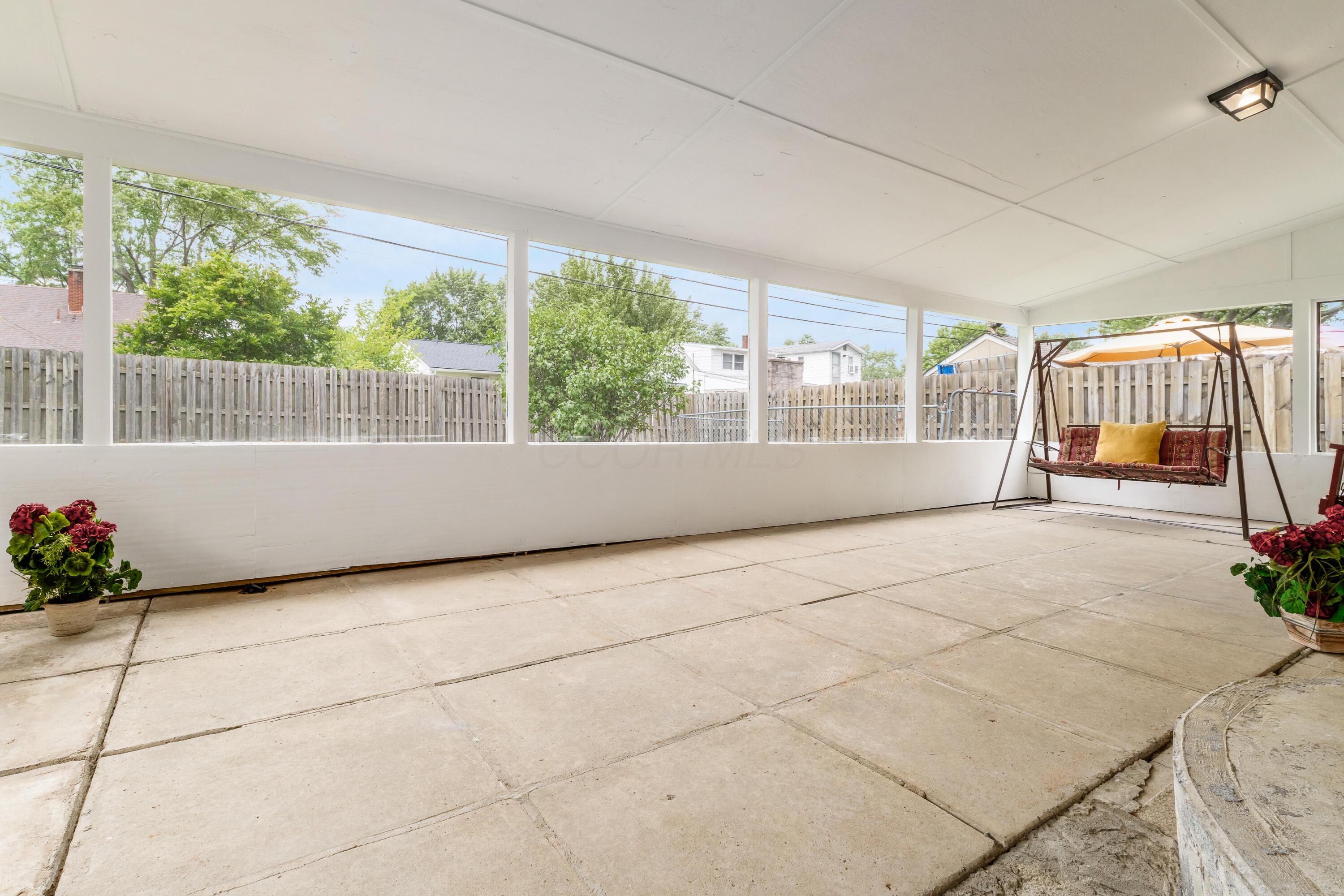 1276 Bryson Road