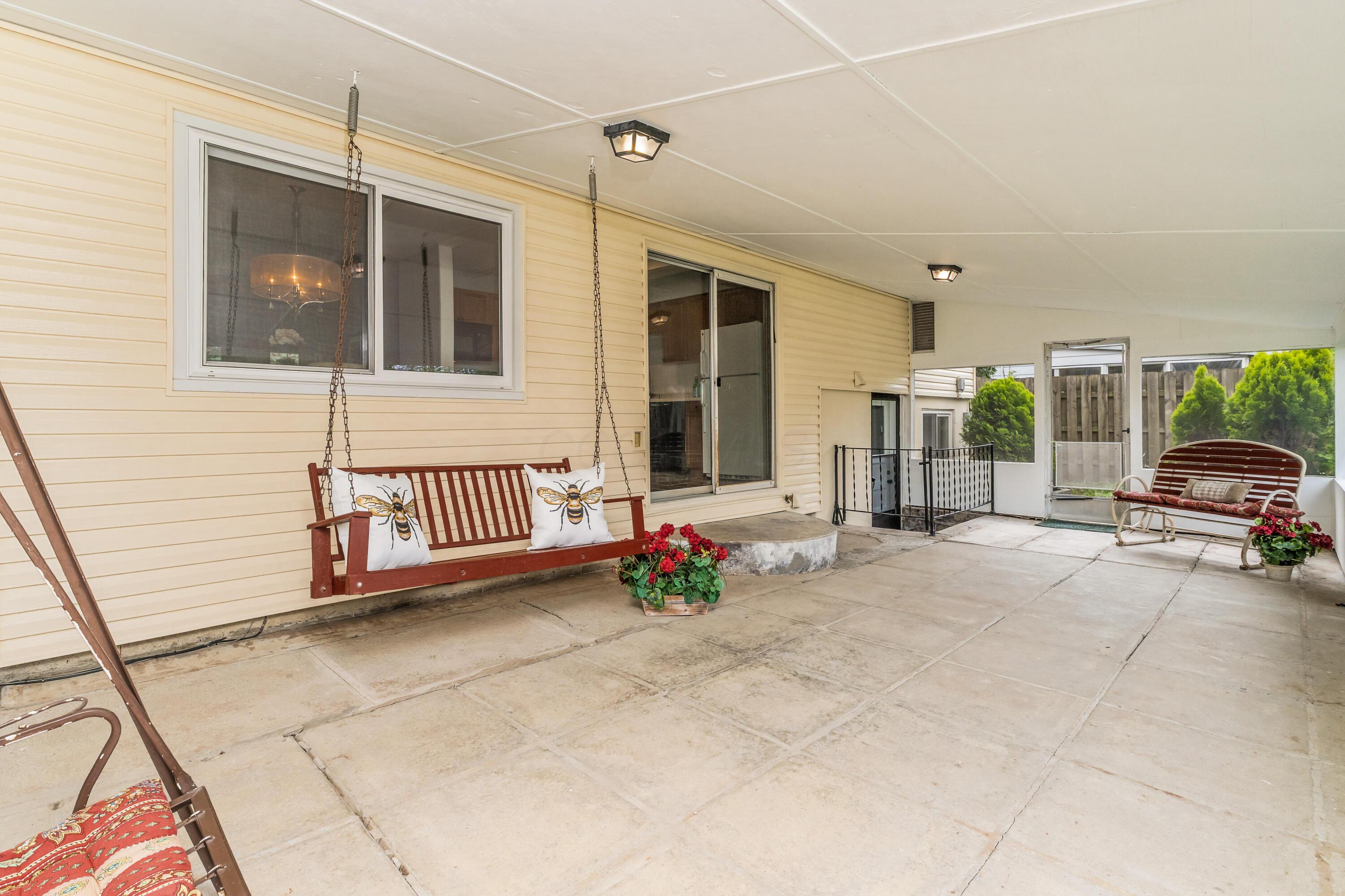 1276 Bryson Road