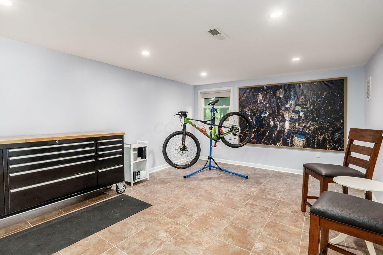 2591 Apple Valley Drive