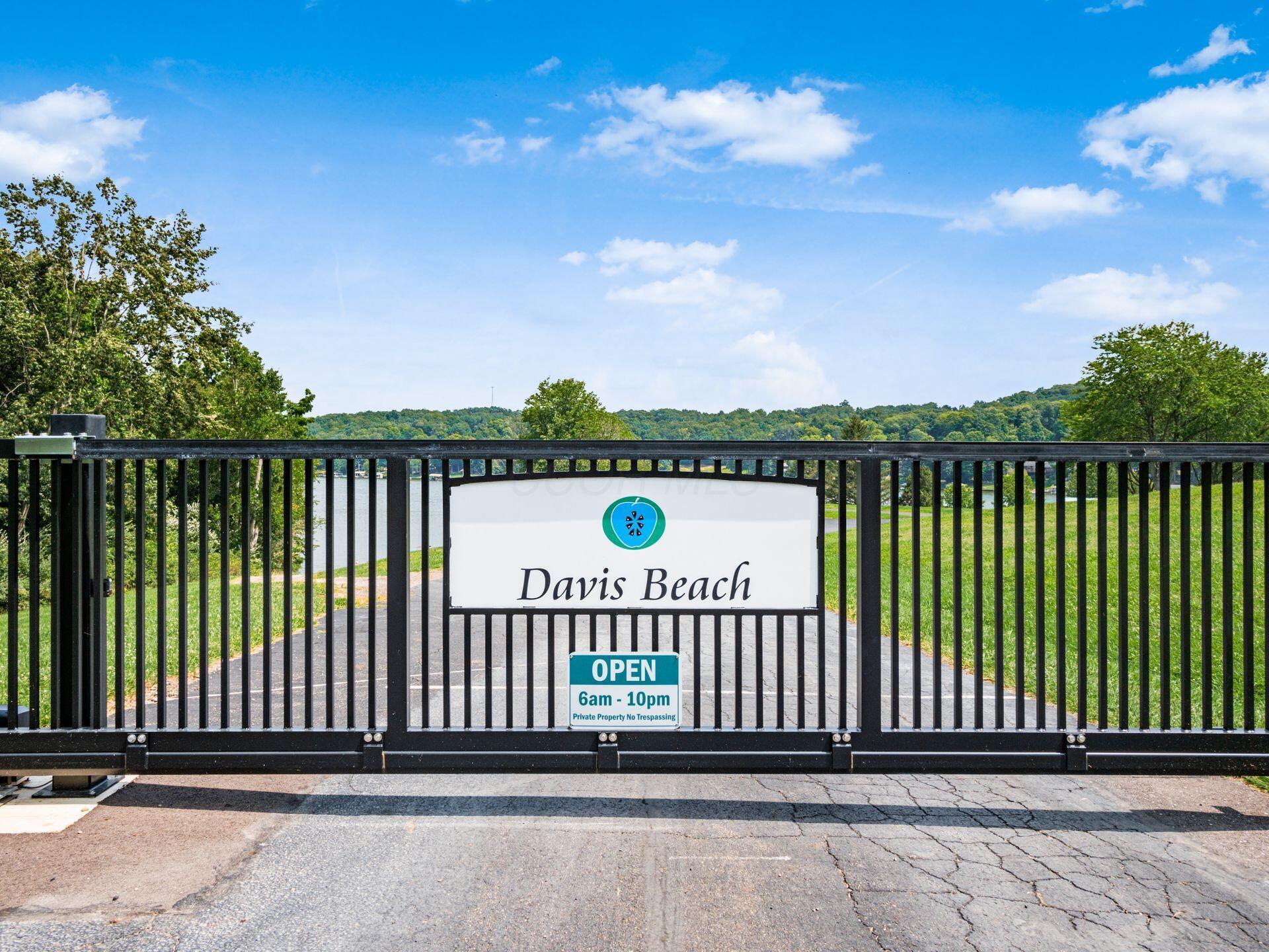 2591 Apple Valley Drive