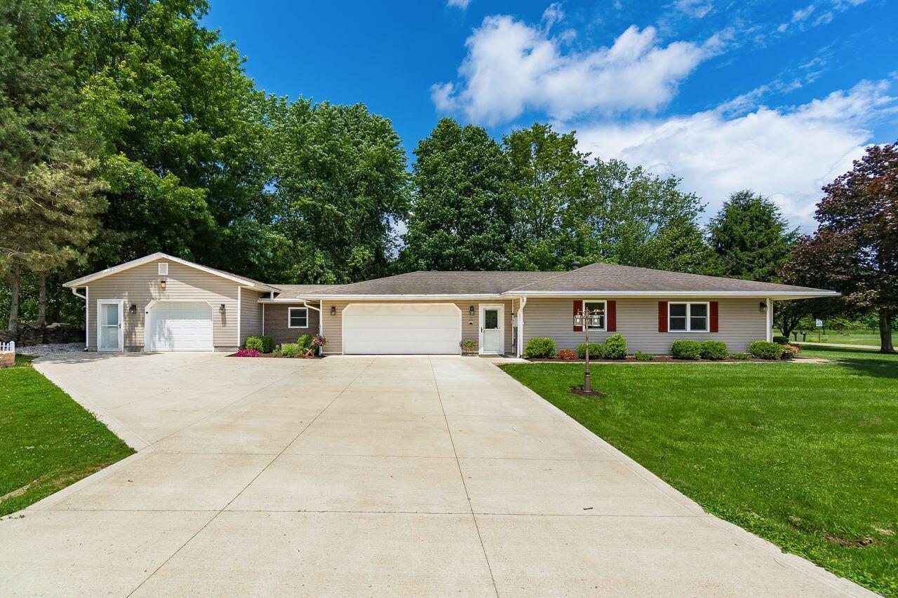 2591 Apple Valley Drive