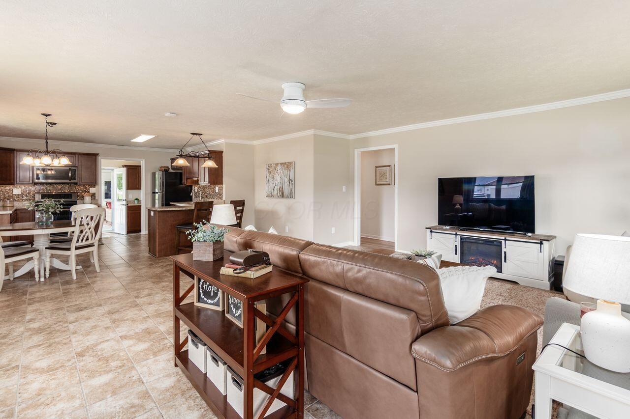 2591 Apple Valley Drive