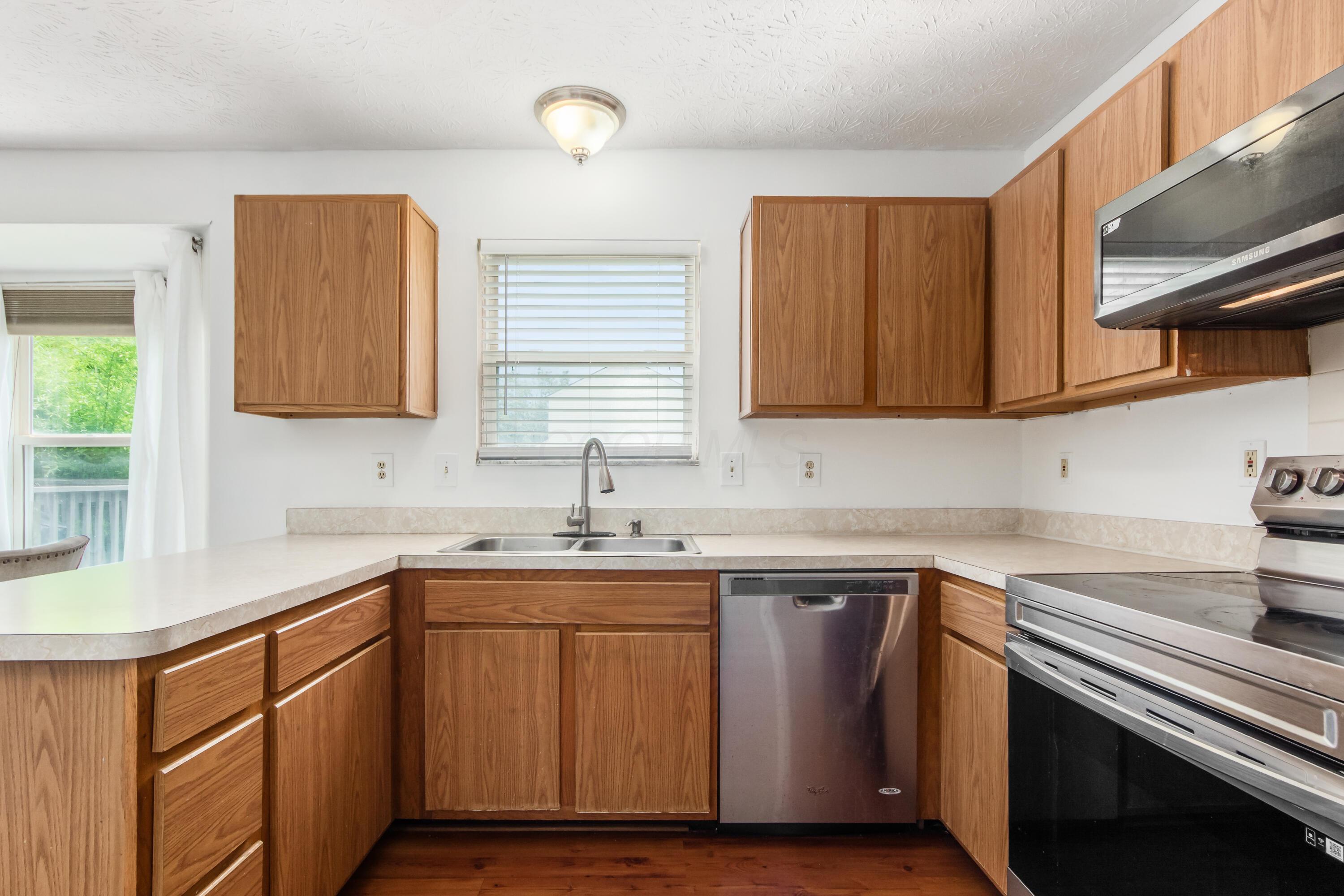 3021 Tracer Road