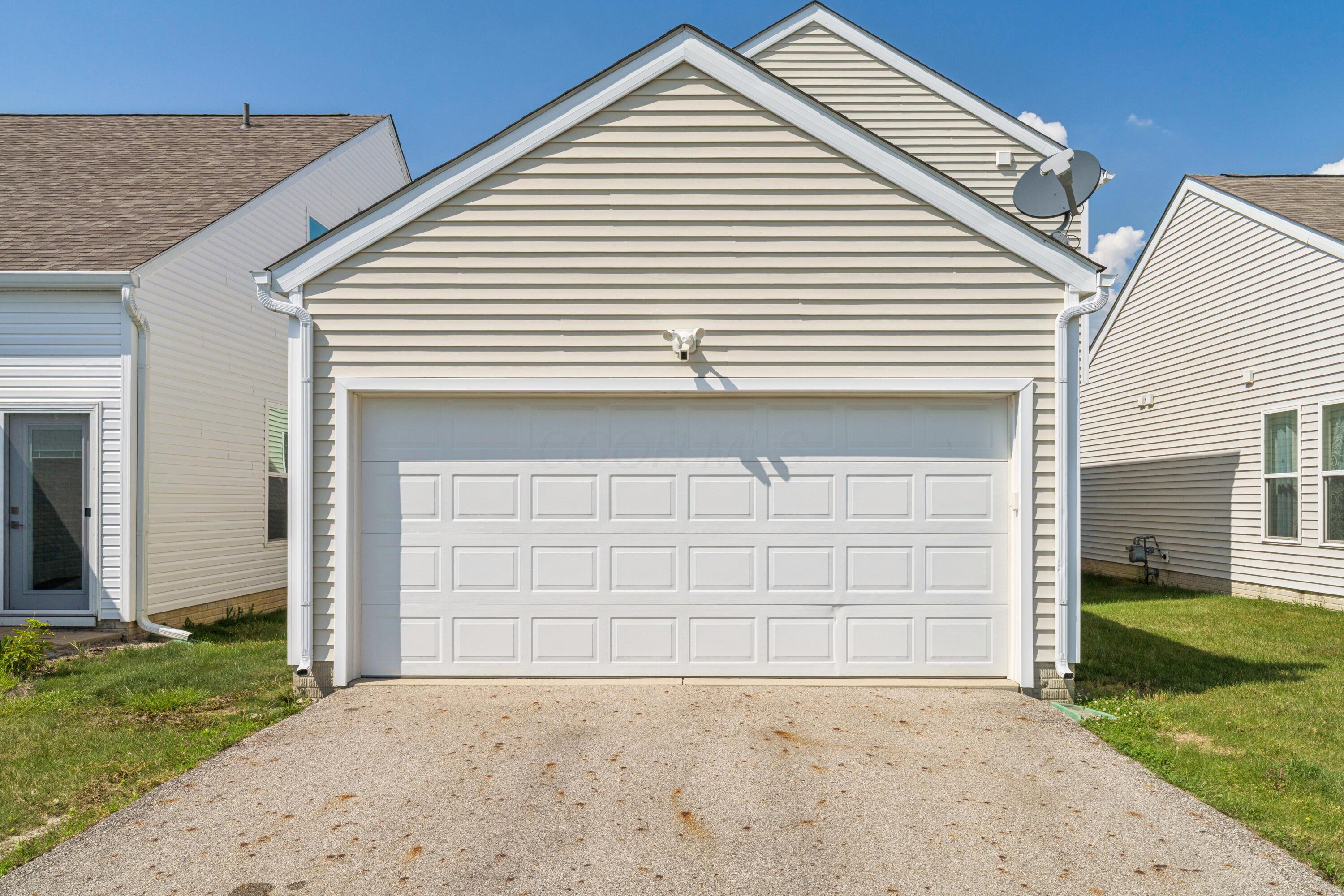 6213 Red Glare Drive, 290