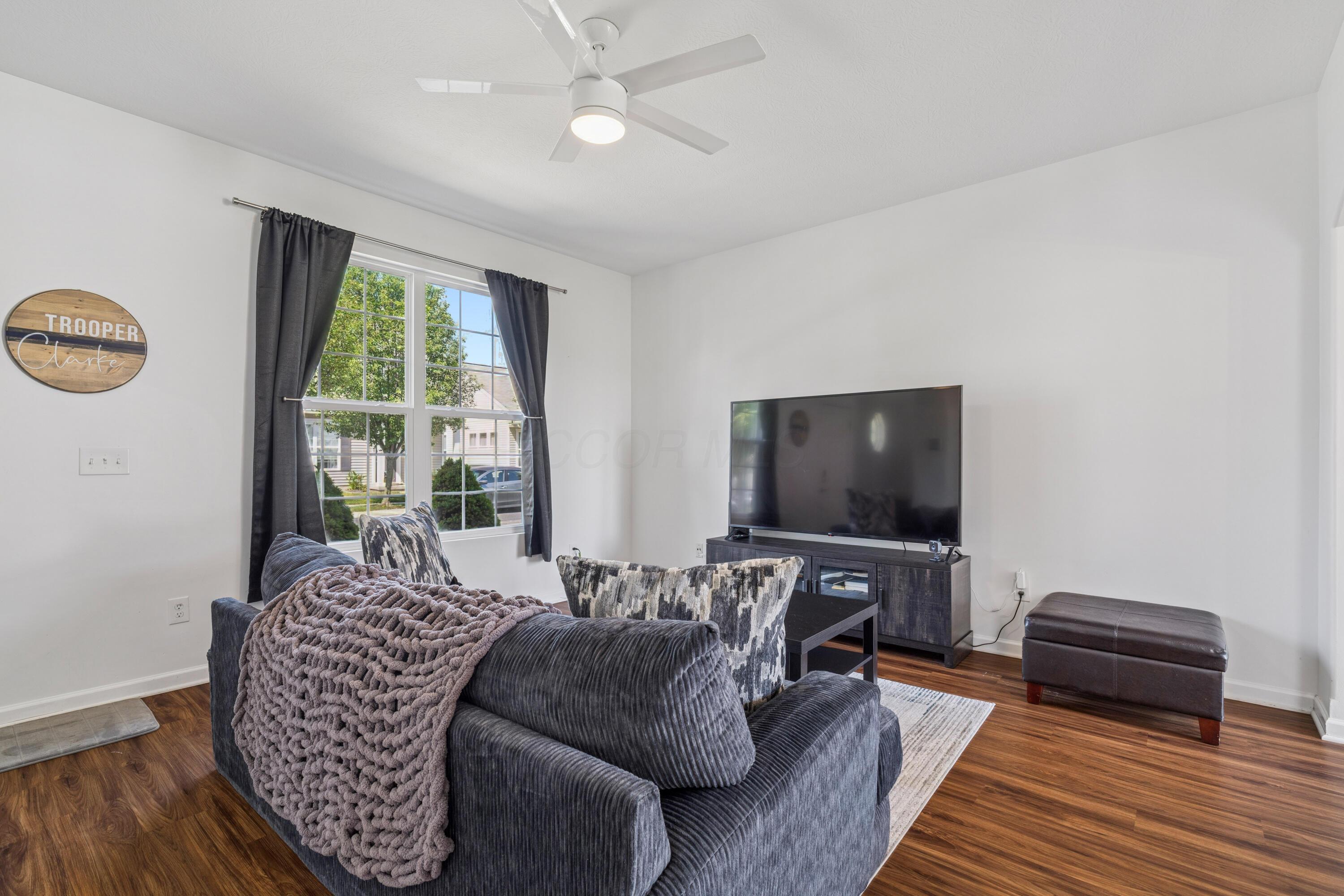 6213 Red Glare Drive, 290