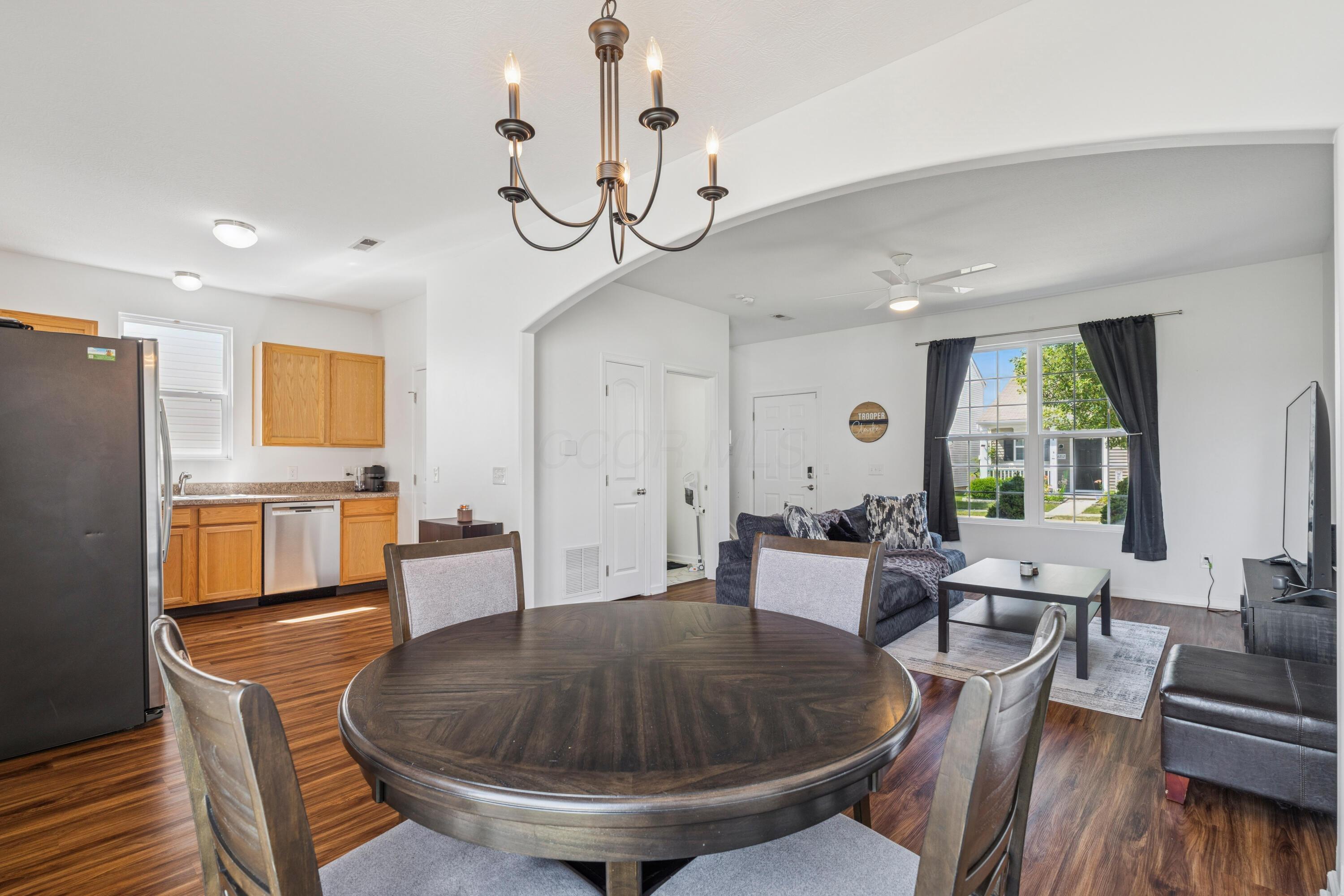 6213 Red Glare Drive, 290