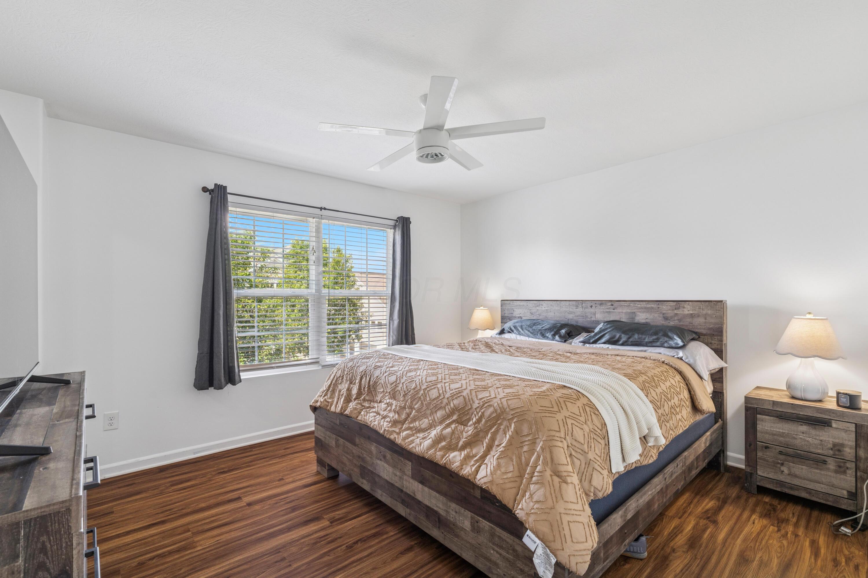 6213 Red Glare Drive, 290