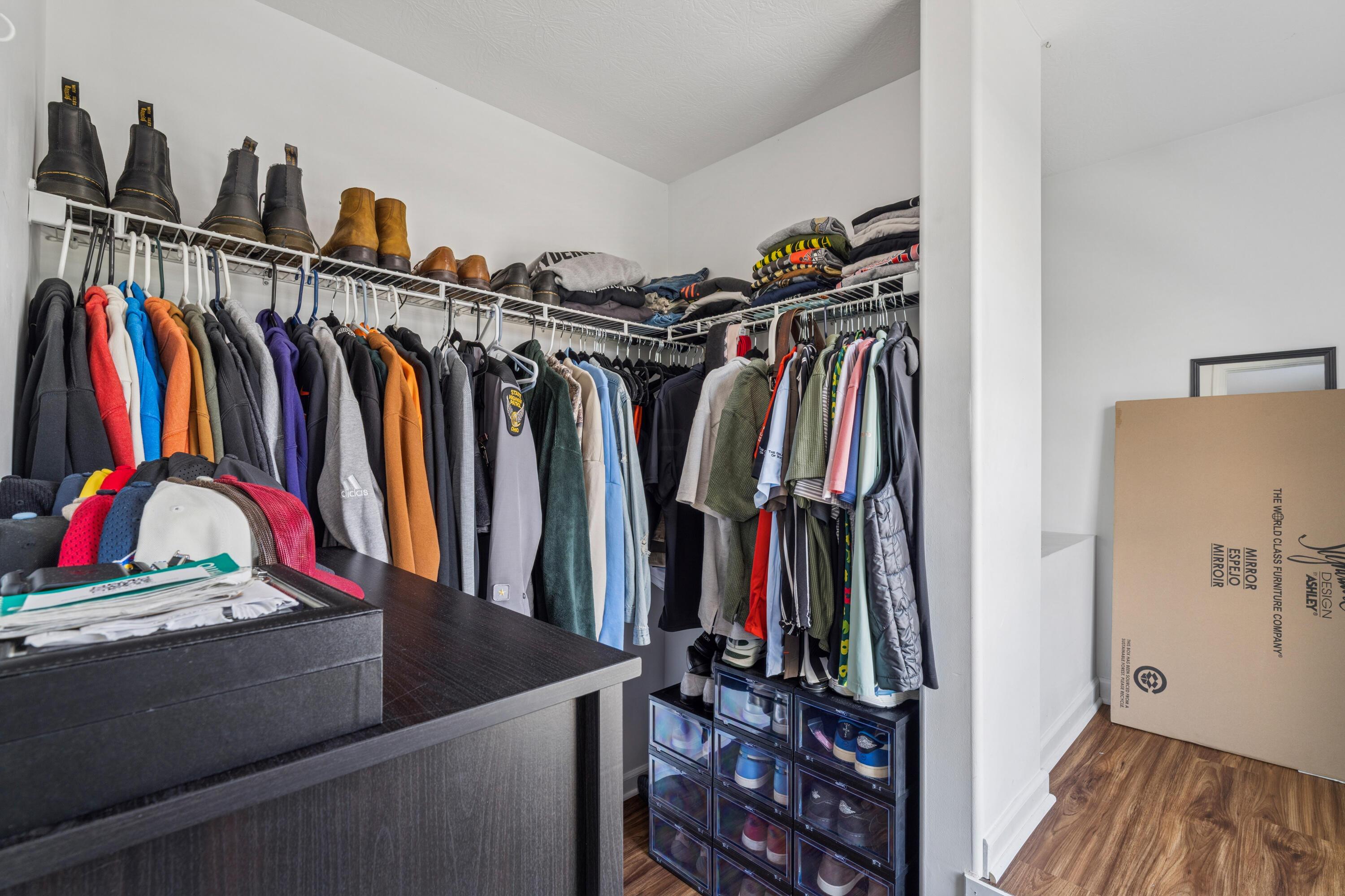 6213 Red Glare Drive, 290