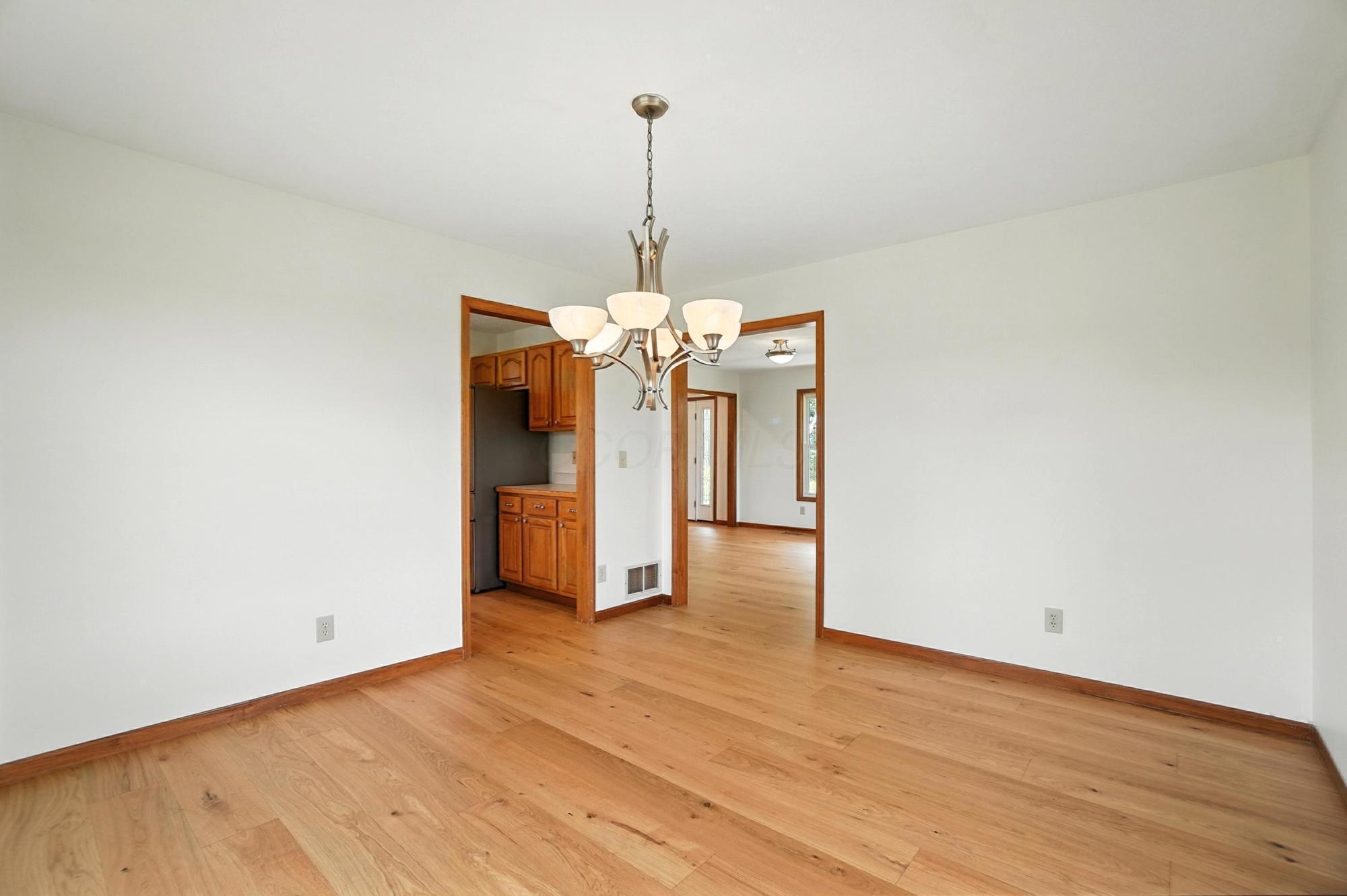 2831 Curve Road