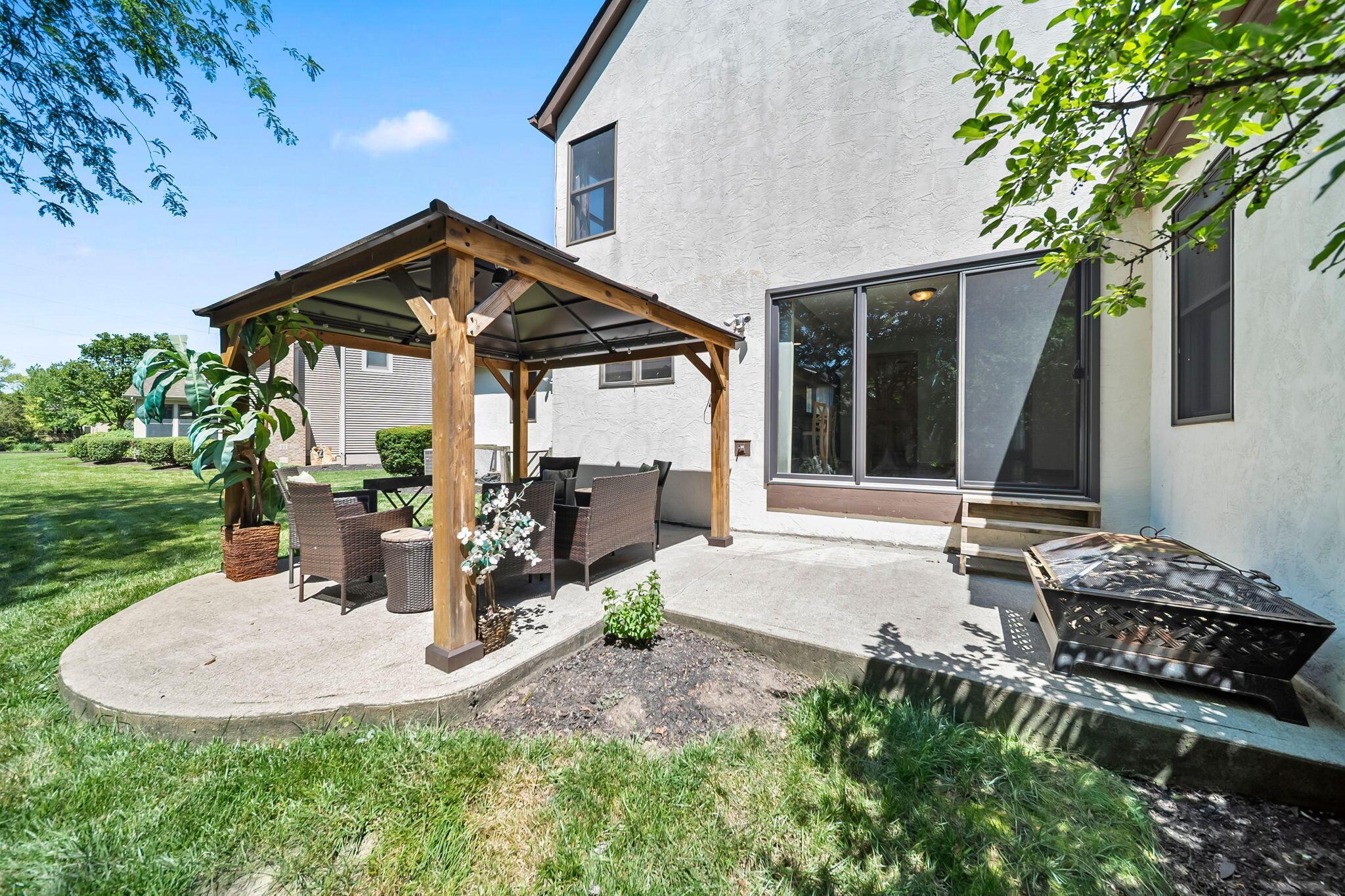 7691 Earlston Court
