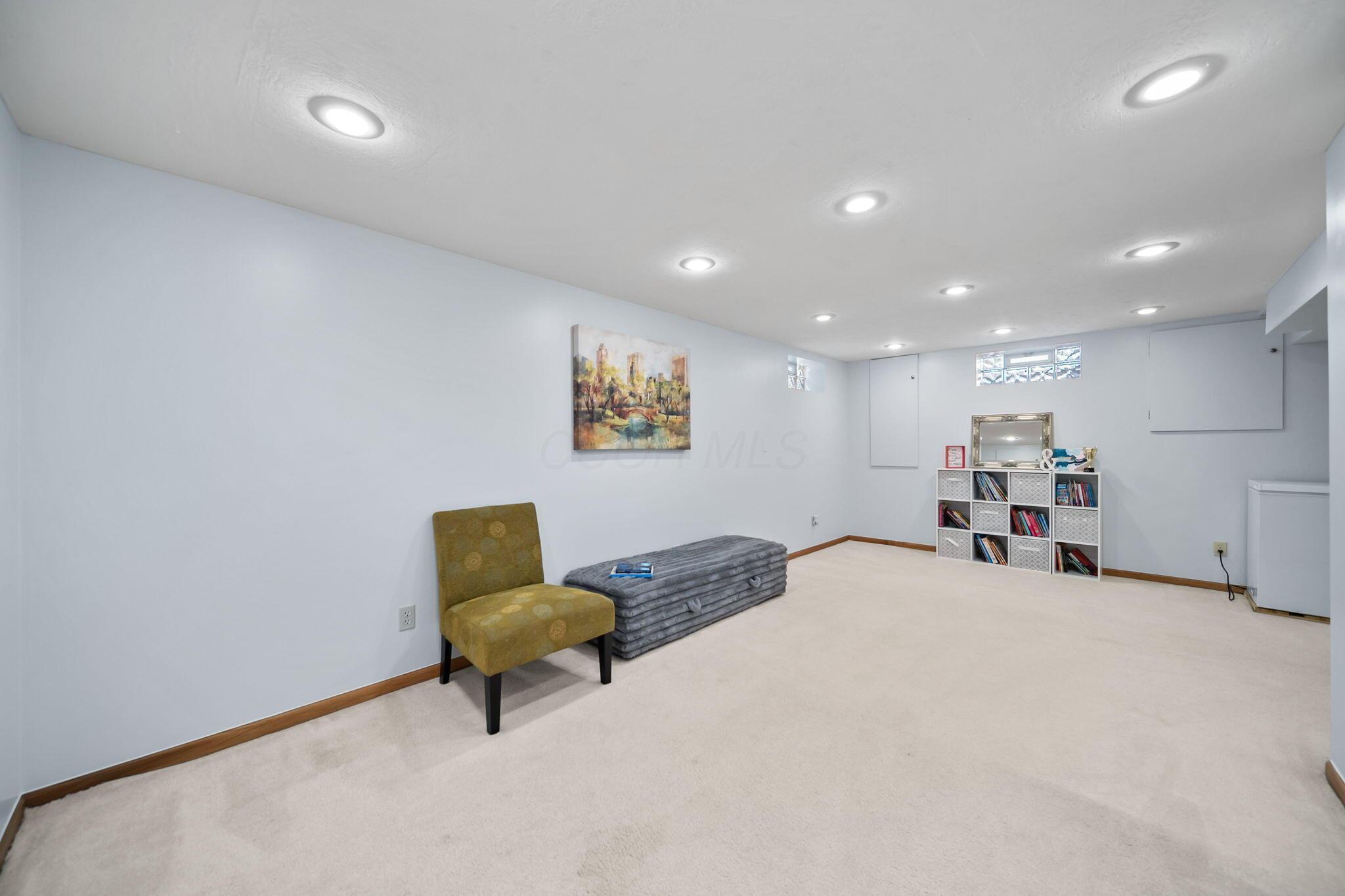 7691 Earlston Court