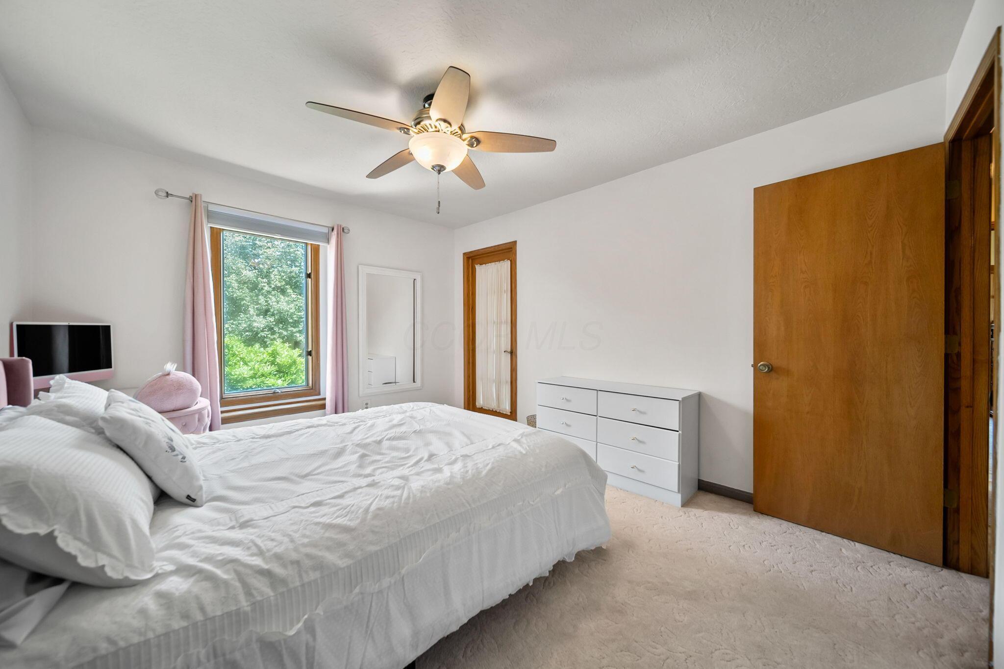 7691 Earlston Court