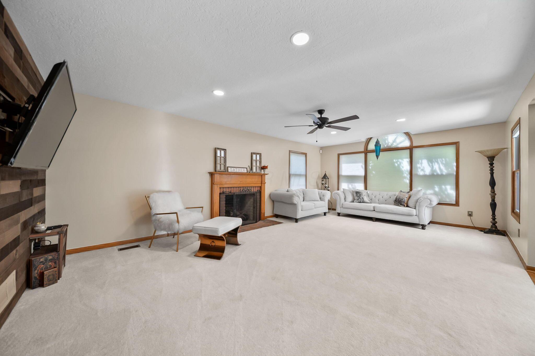7691 Earlston Court