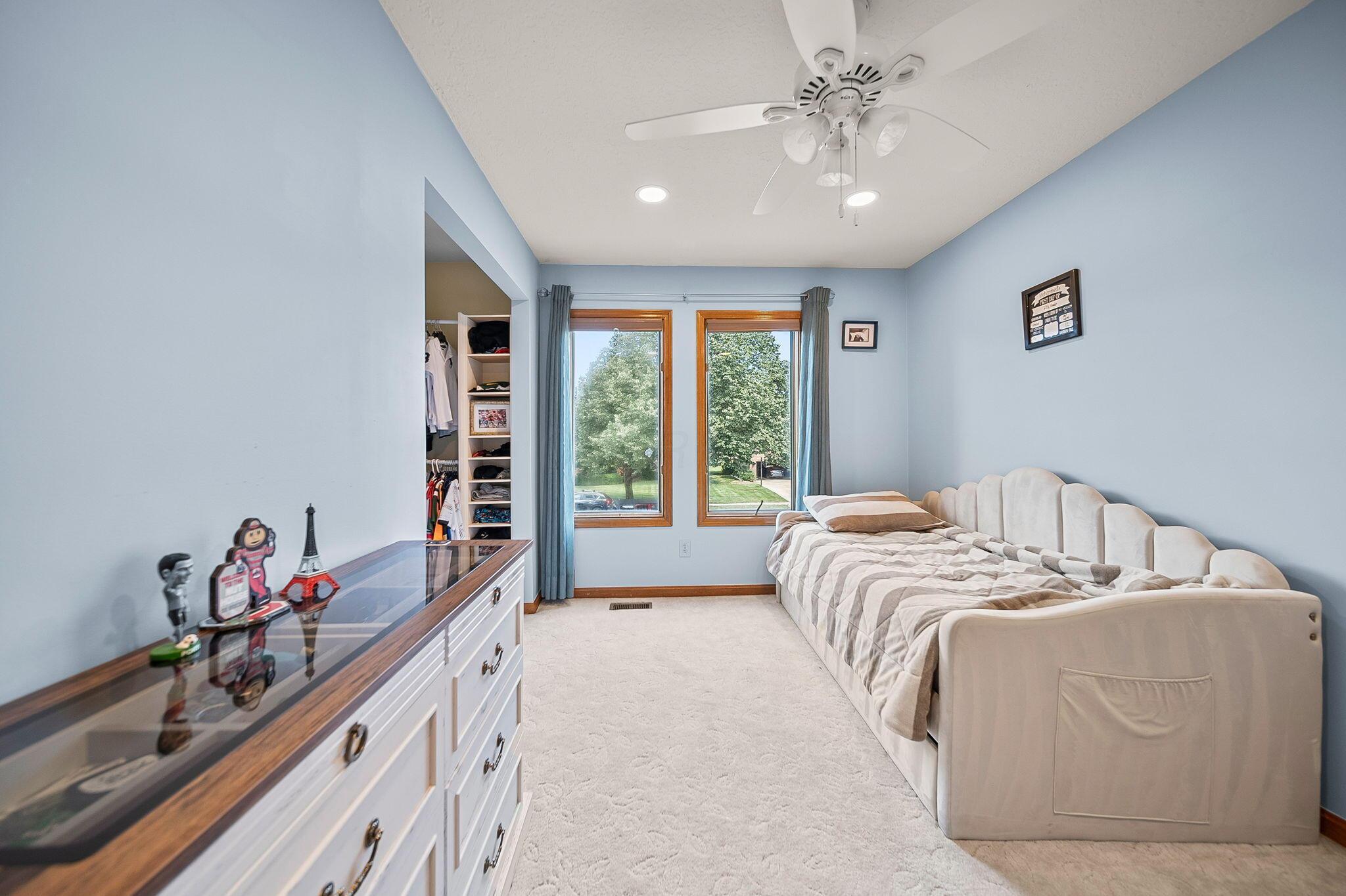 7691 Earlston Court