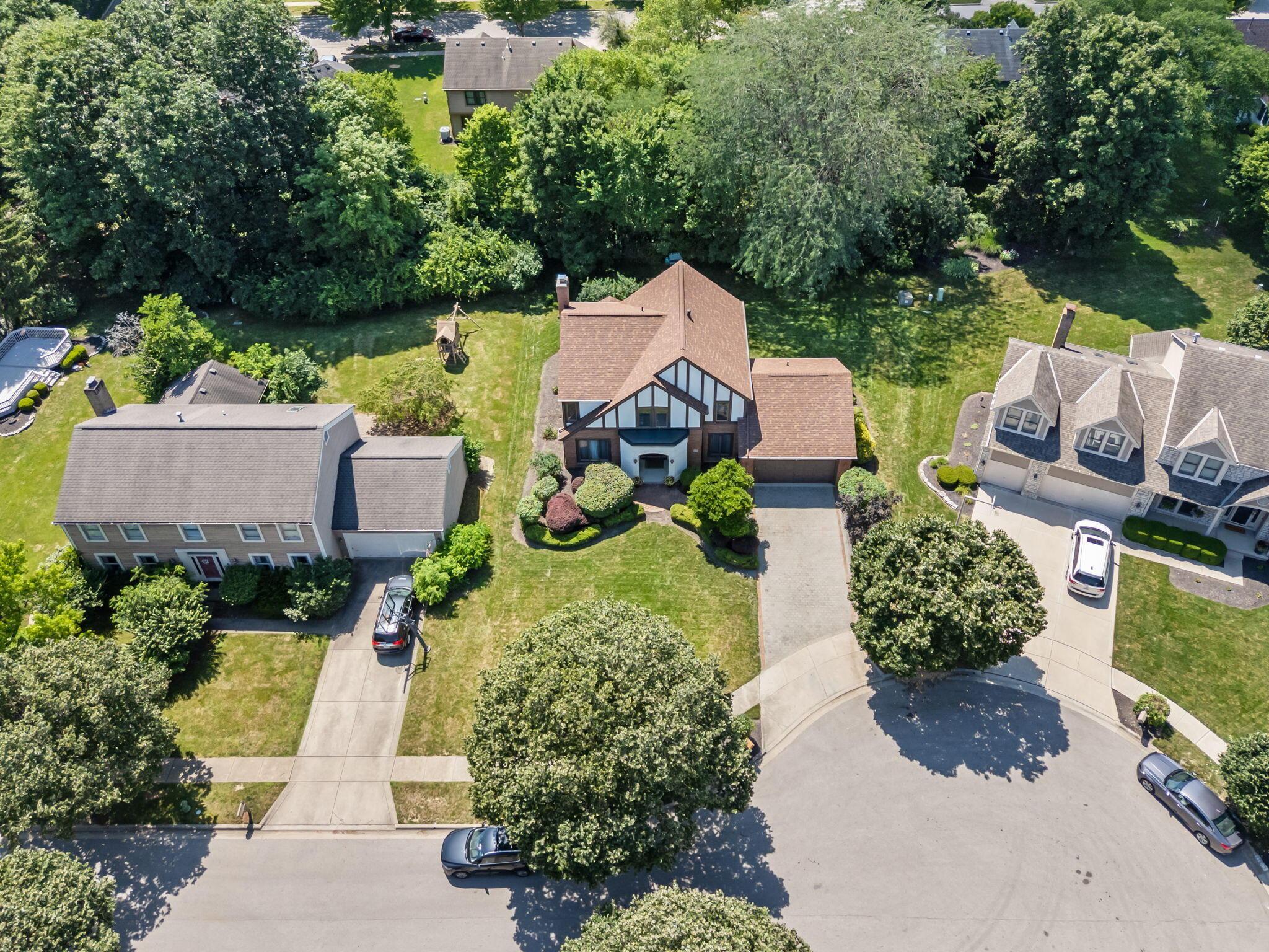 7691 Earlston Court