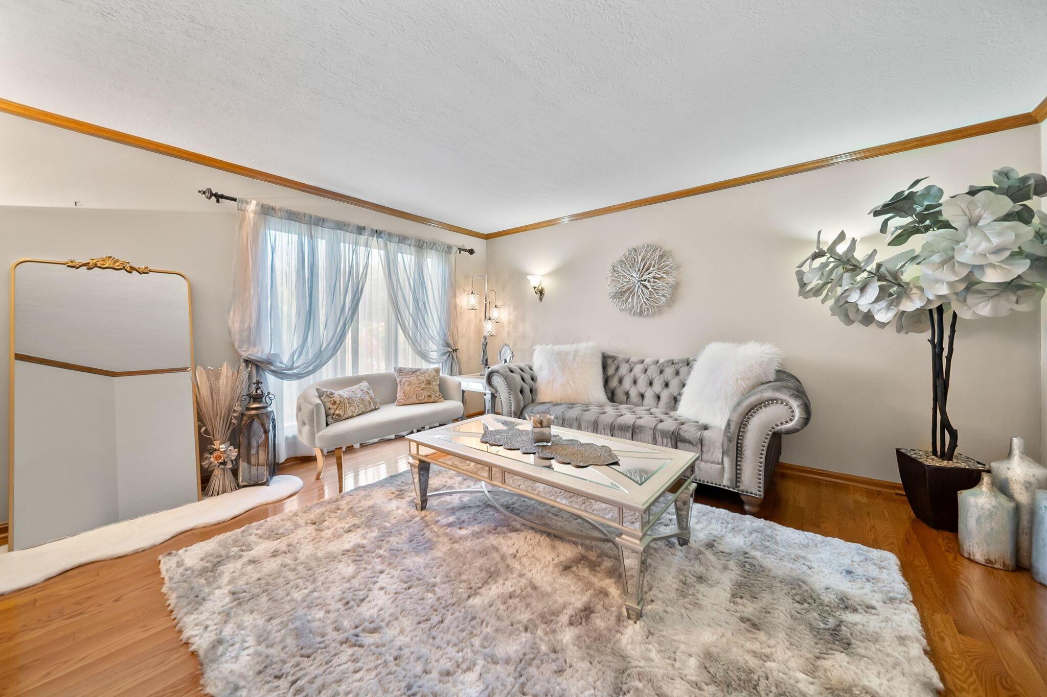 7691 Earlston Court