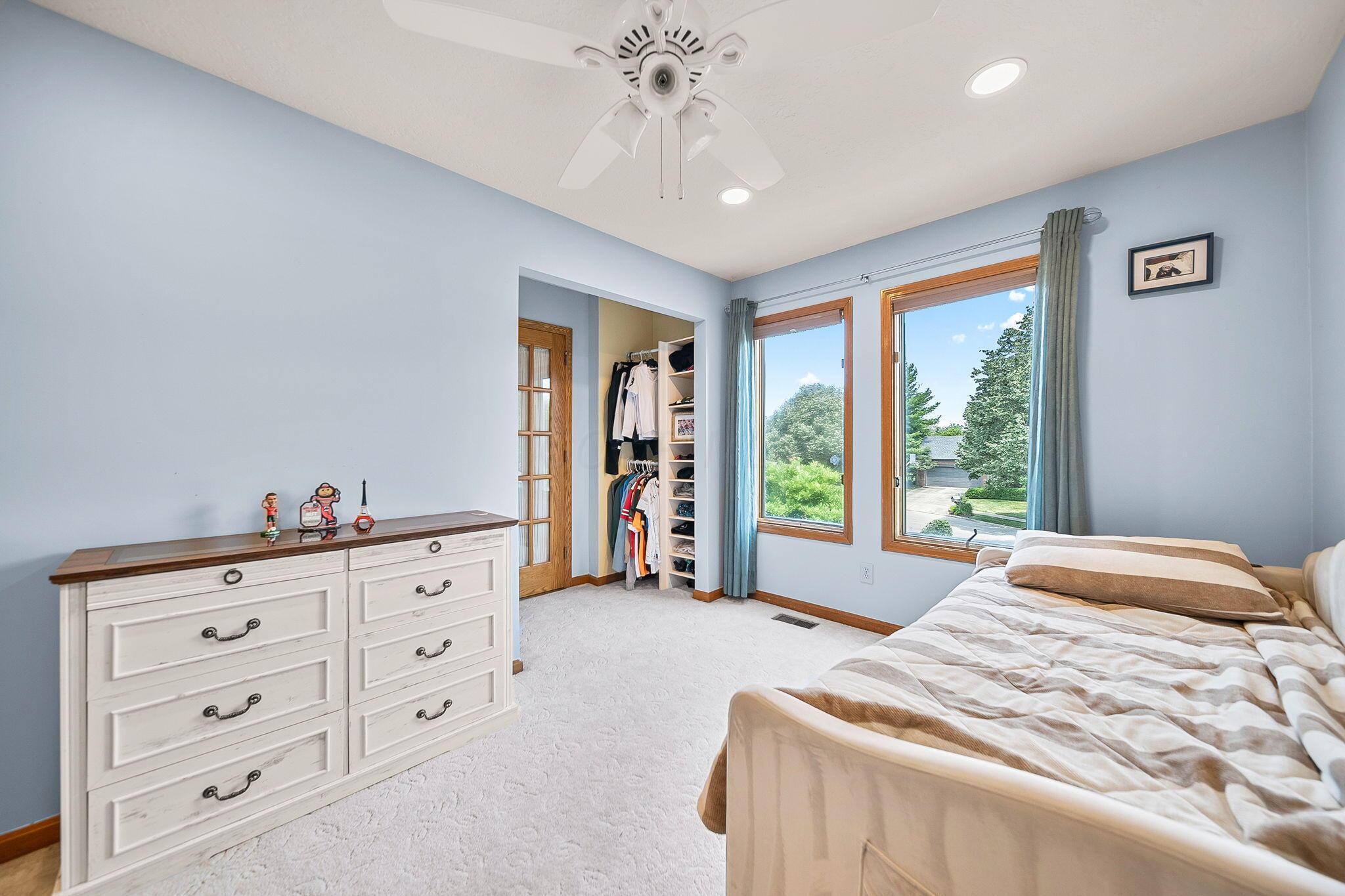 7691 Earlston Court