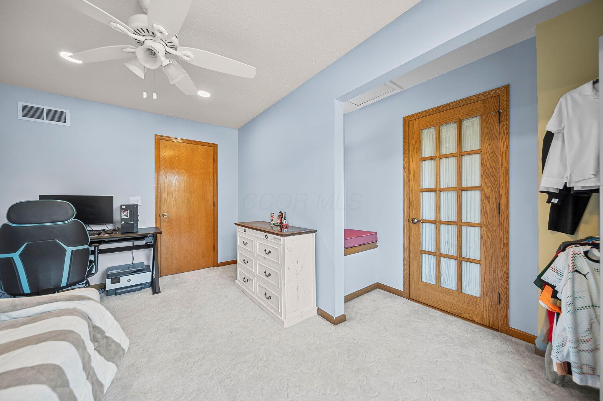 7691 Earlston Court