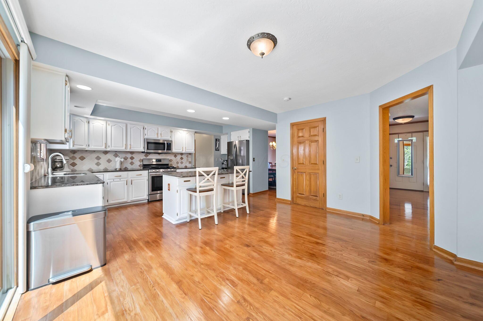 7691 Earlston Court