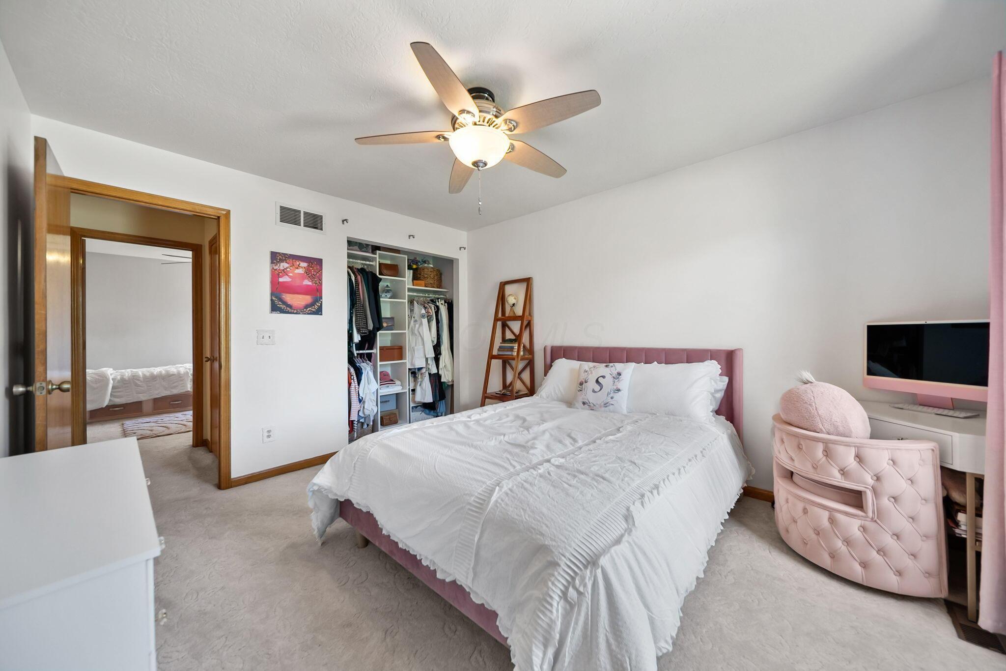7691 Earlston Court