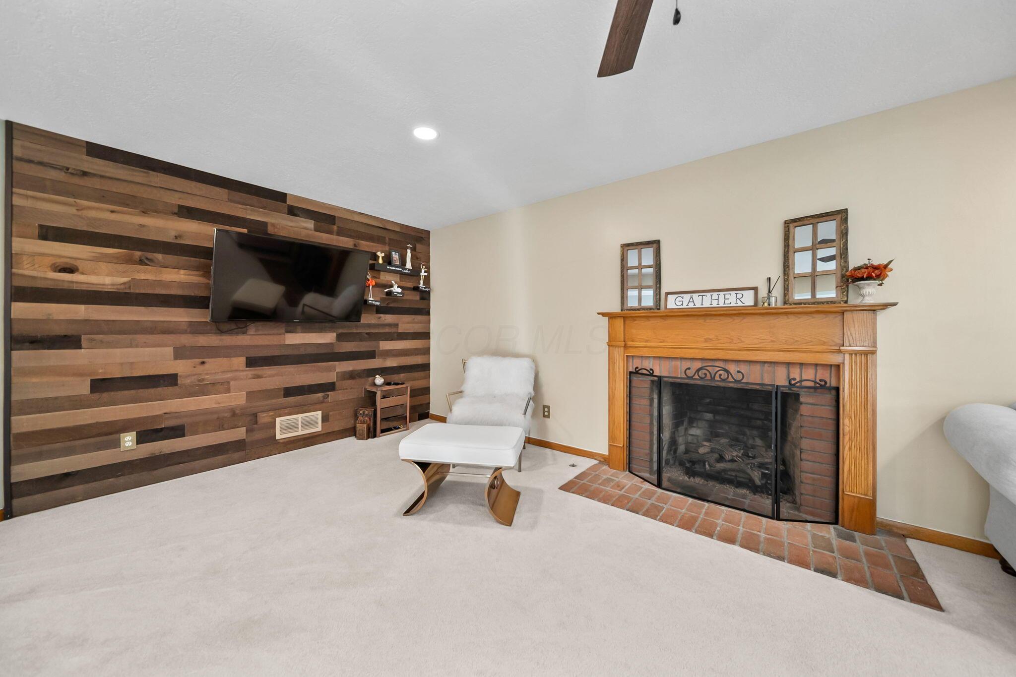 7691 Earlston Court