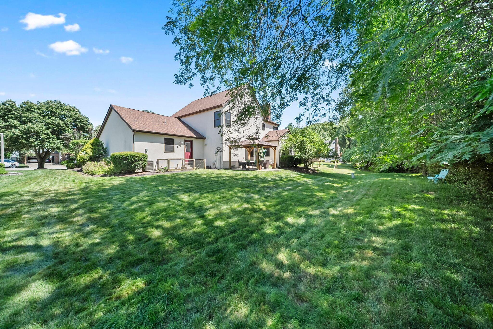 7691 Earlston Court