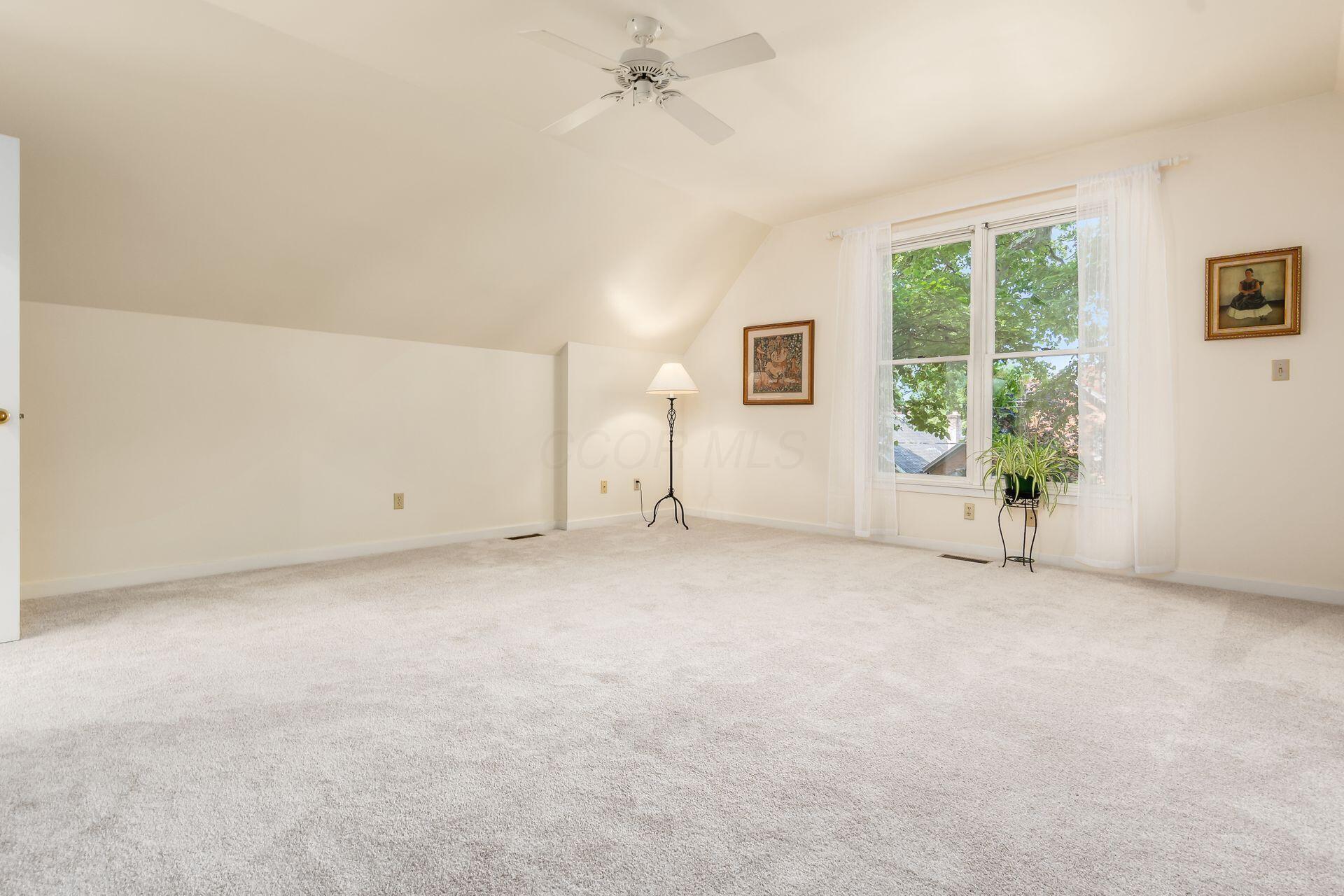 702 City Park Avenue