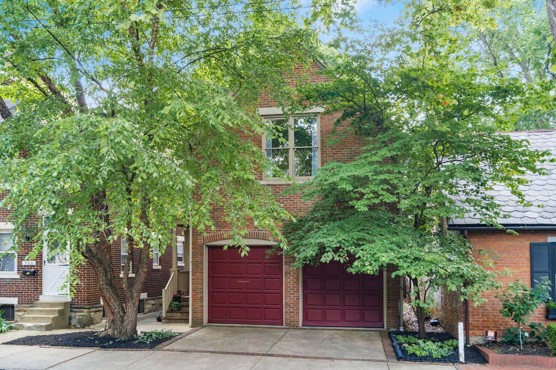 702 City Park Avenue