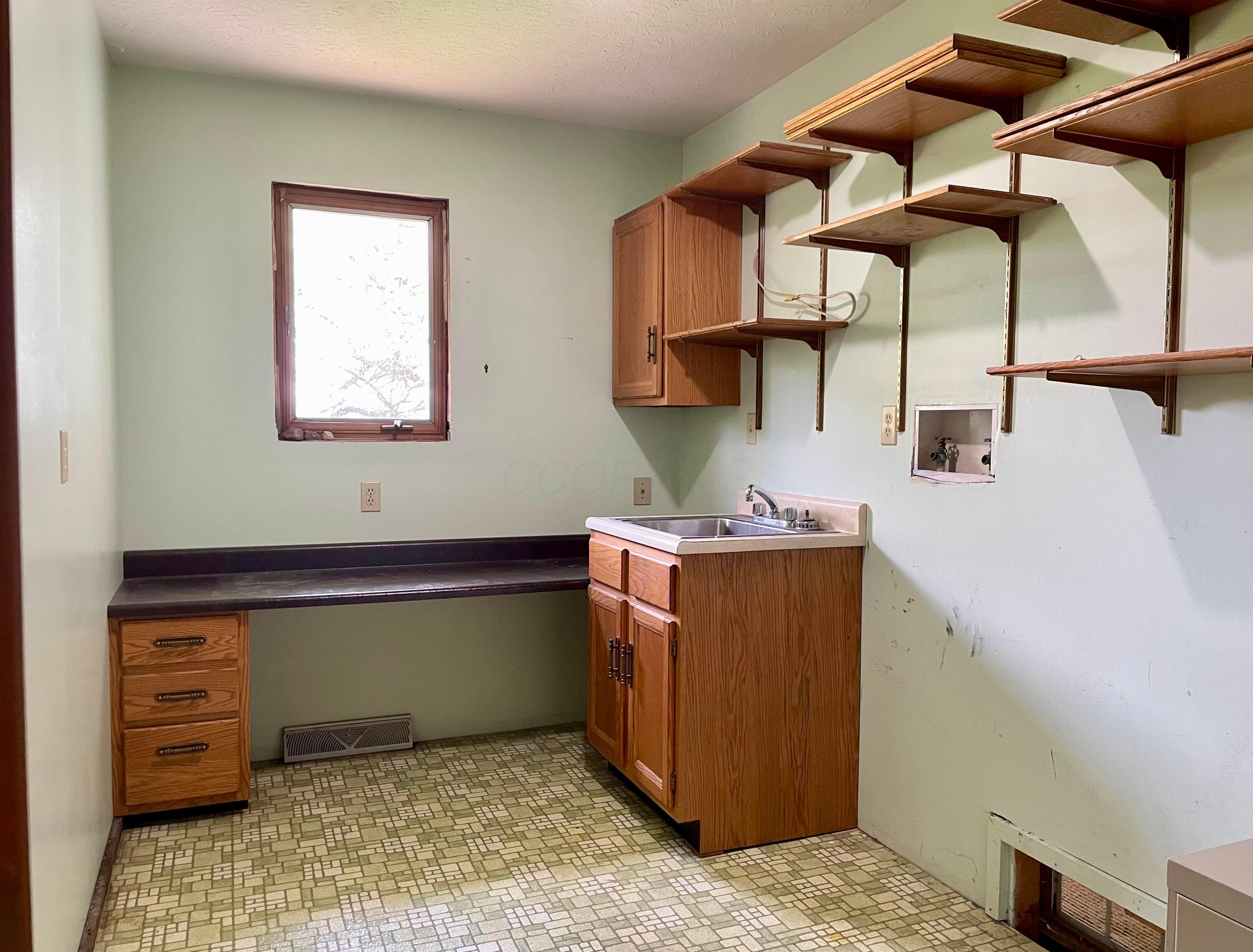 13480 Robins Road
