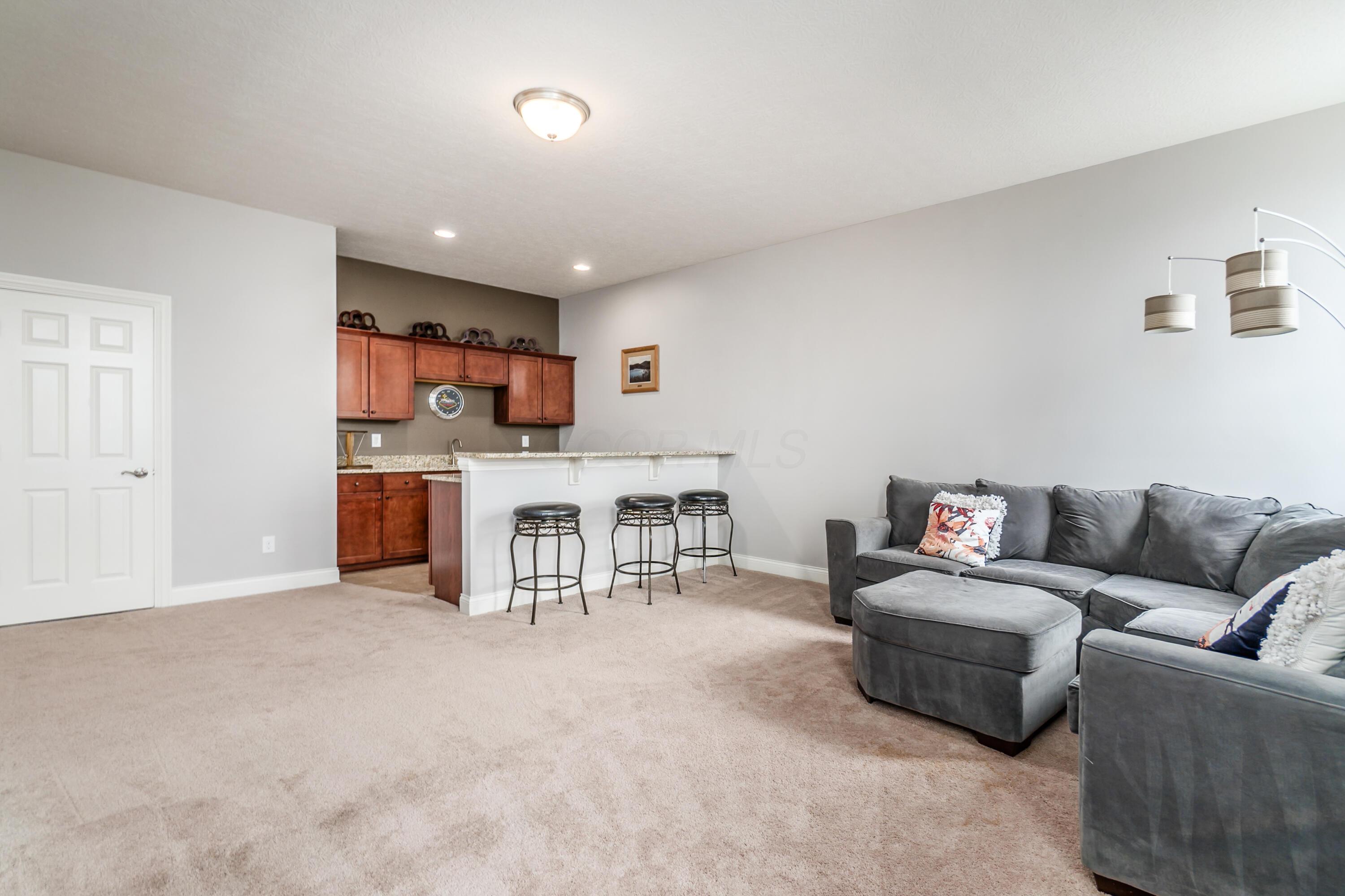 7685 Skarlocken Green