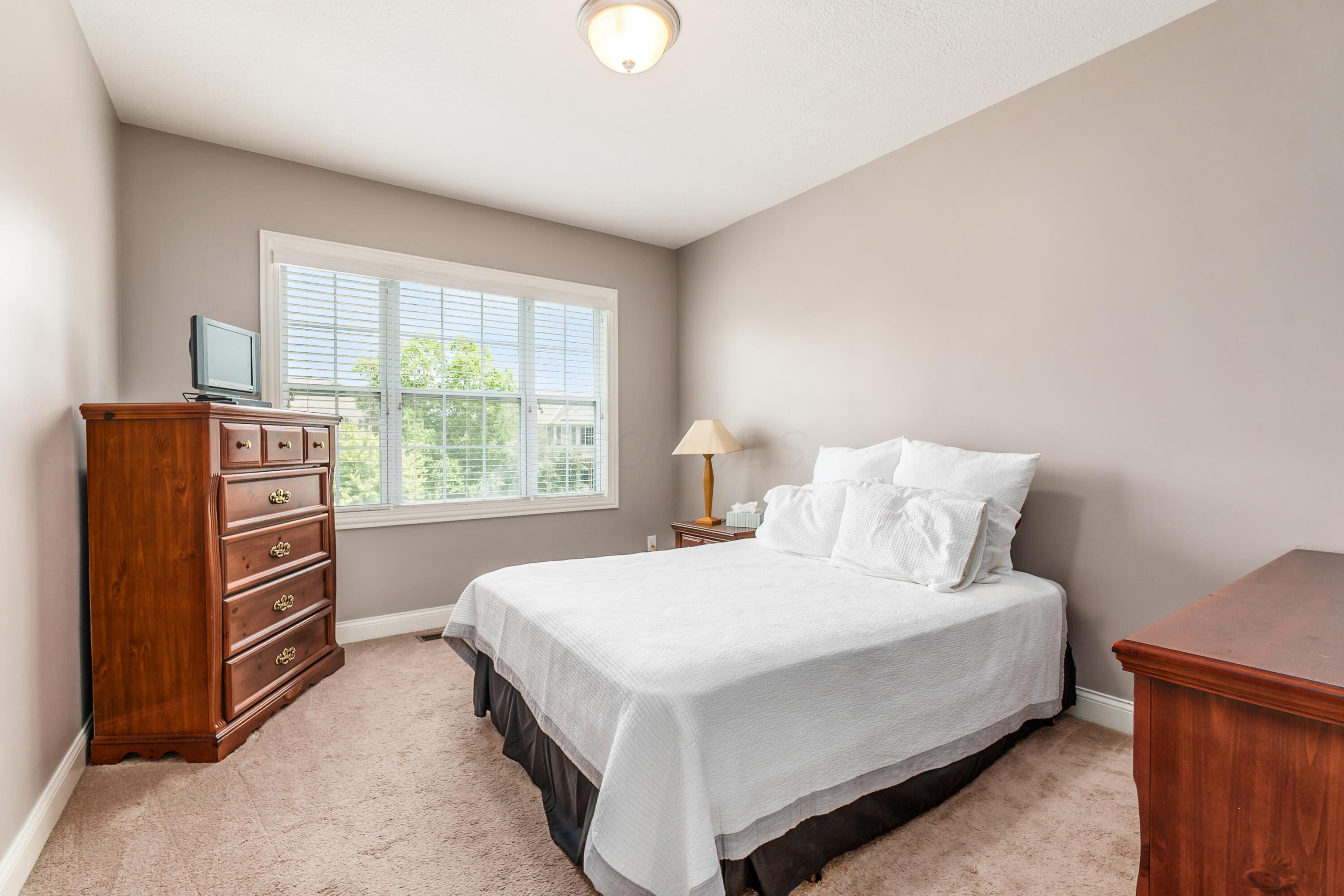 7685 Skarlocken Green