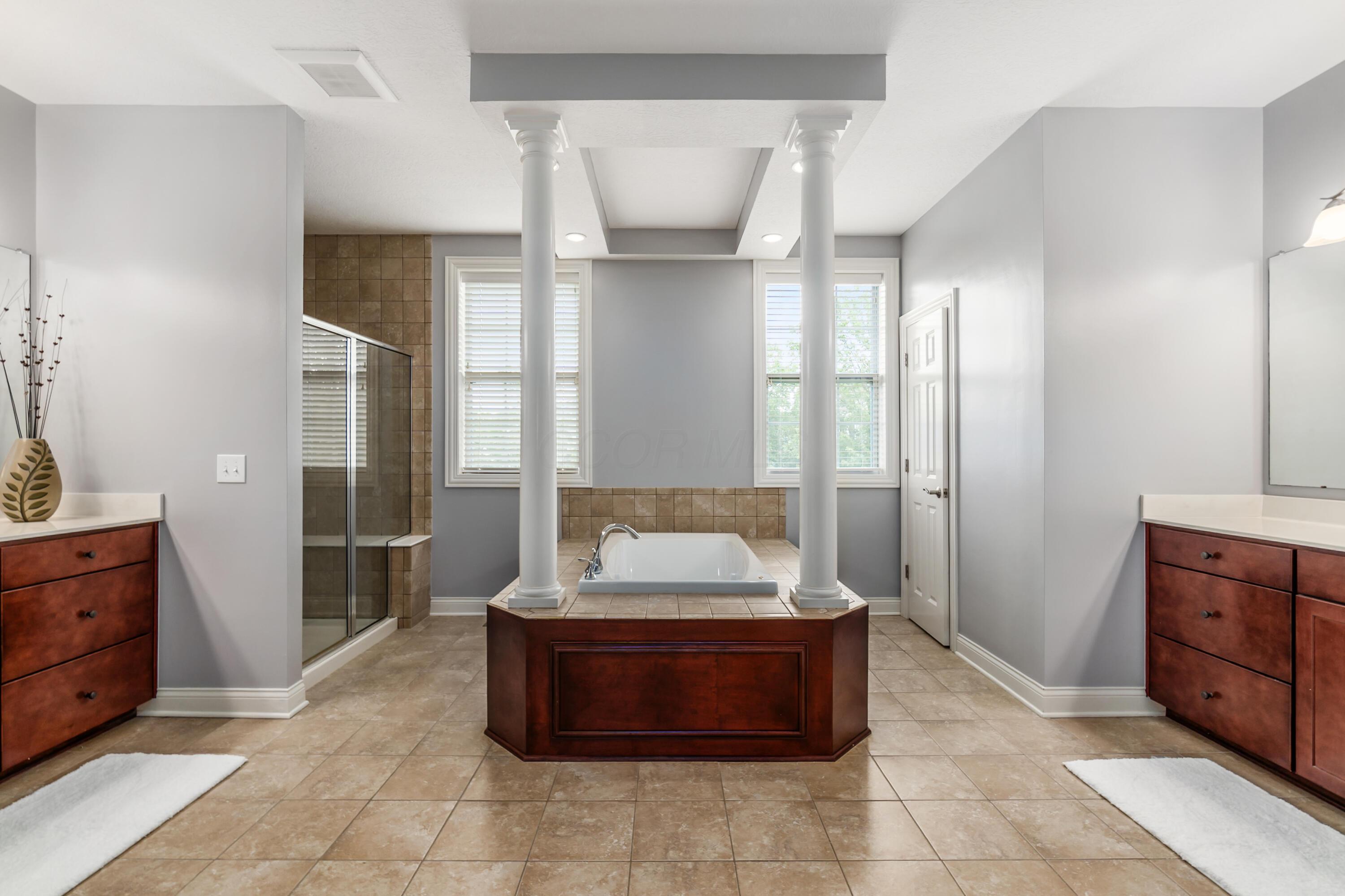 7685 Skarlocken Green