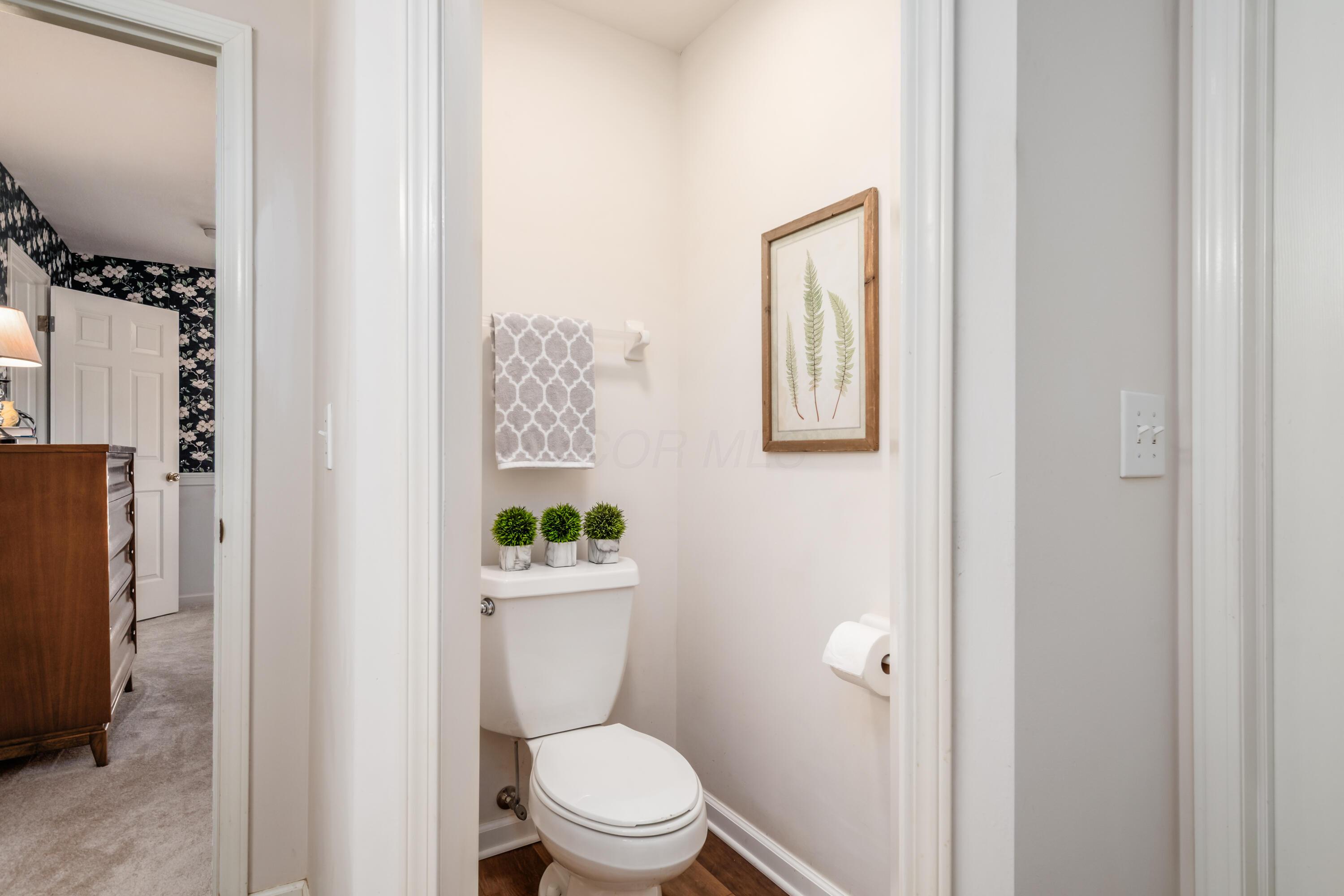 6611 Lower Lake Drive