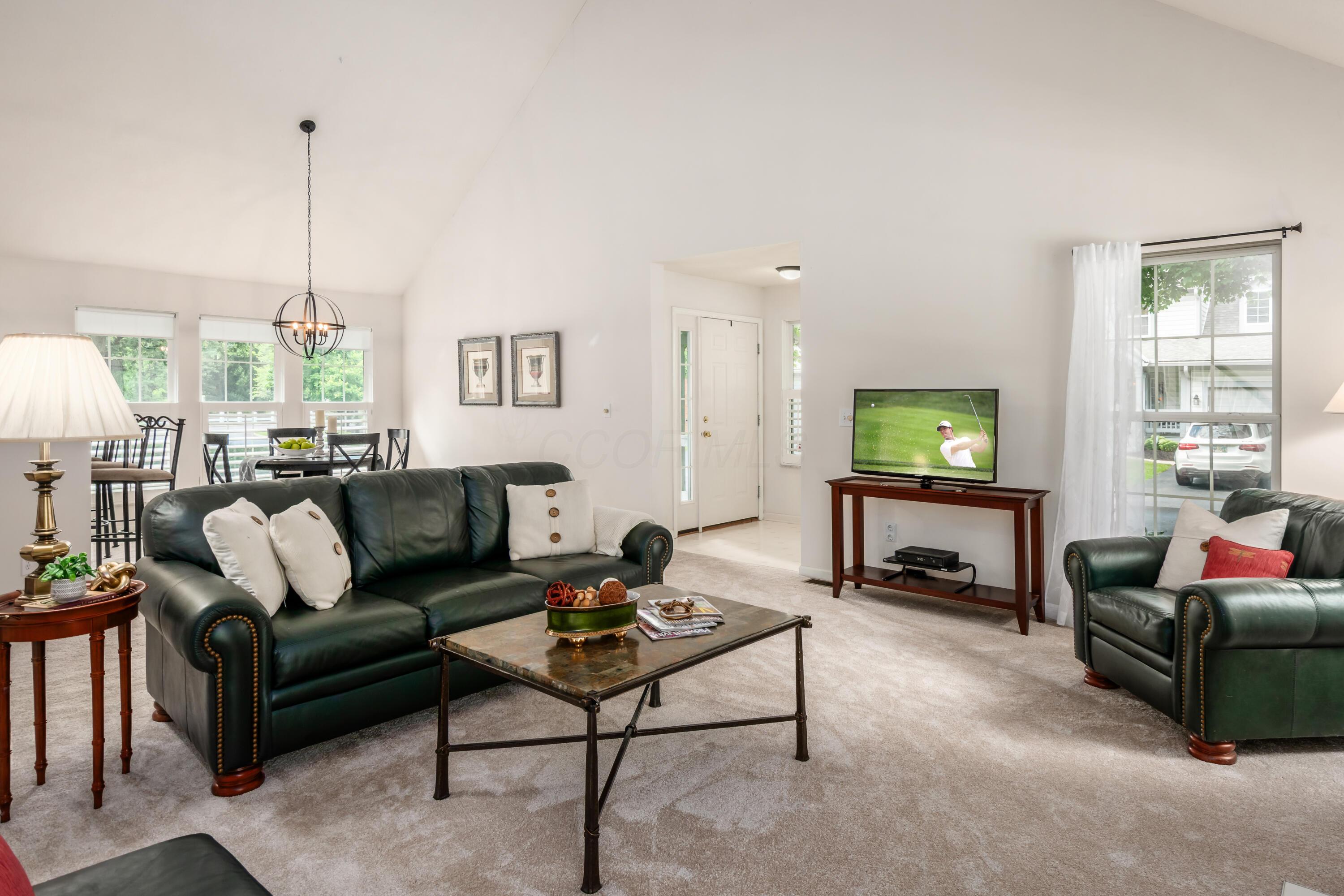 6611 Lower Lake Drive