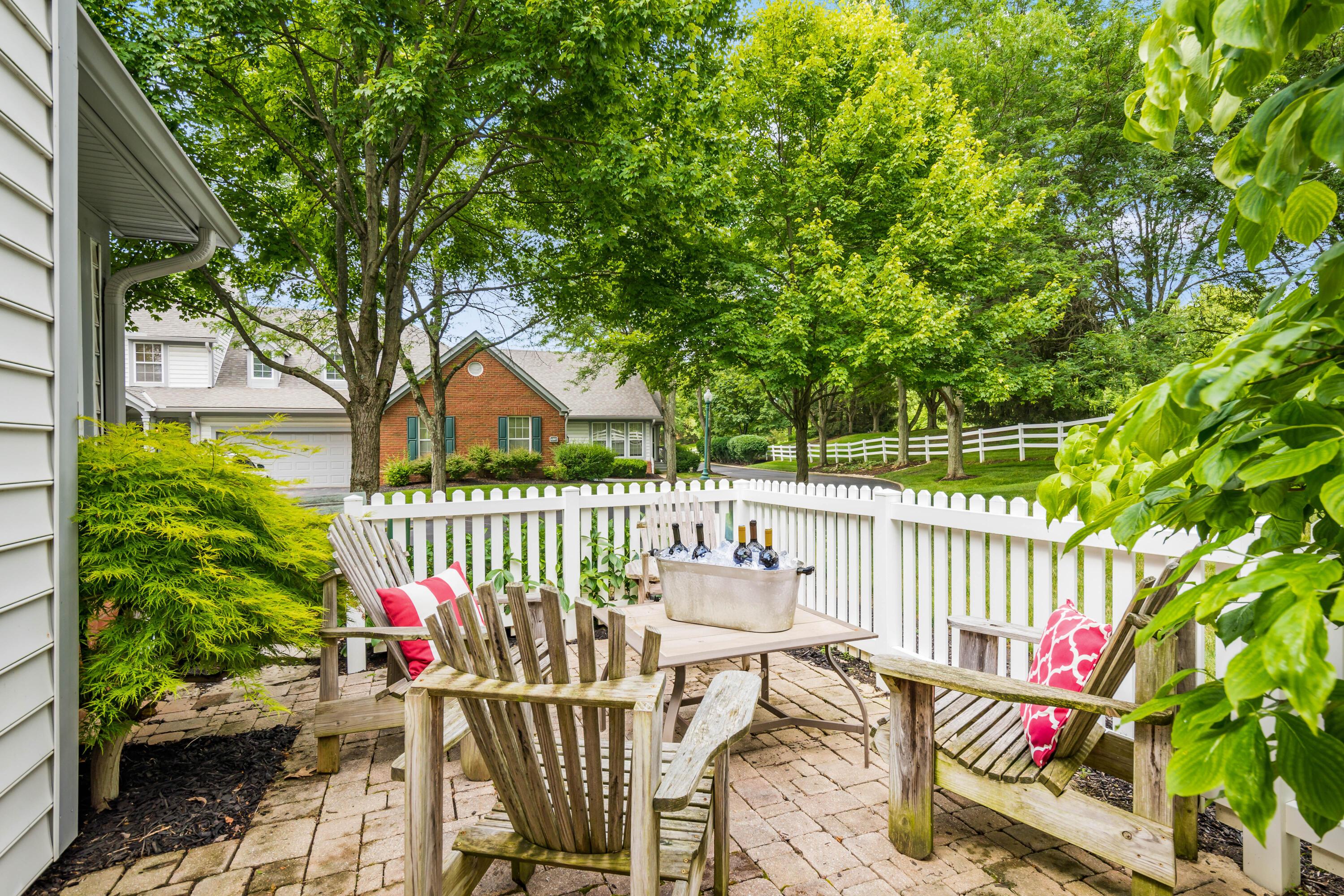 6611 Lower Lake Drive