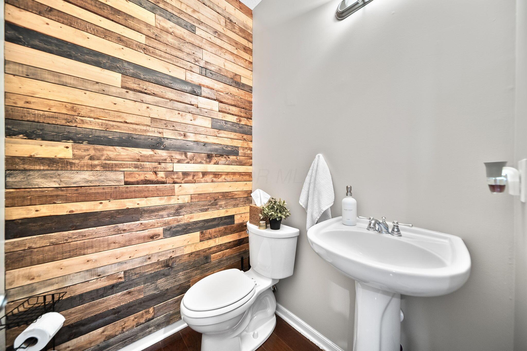 3738 Pine Bank Drive