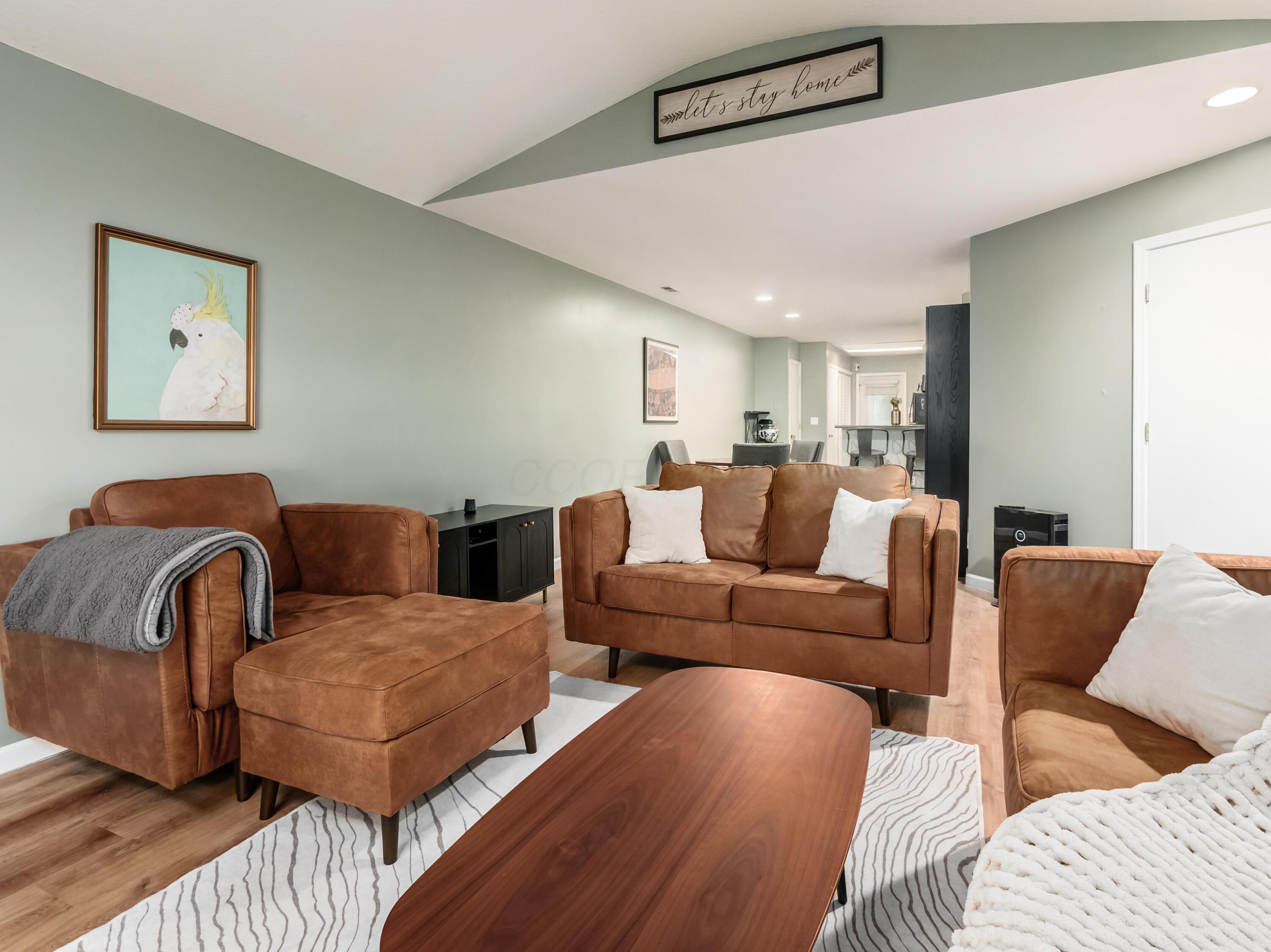 218 Lexington Boulevard