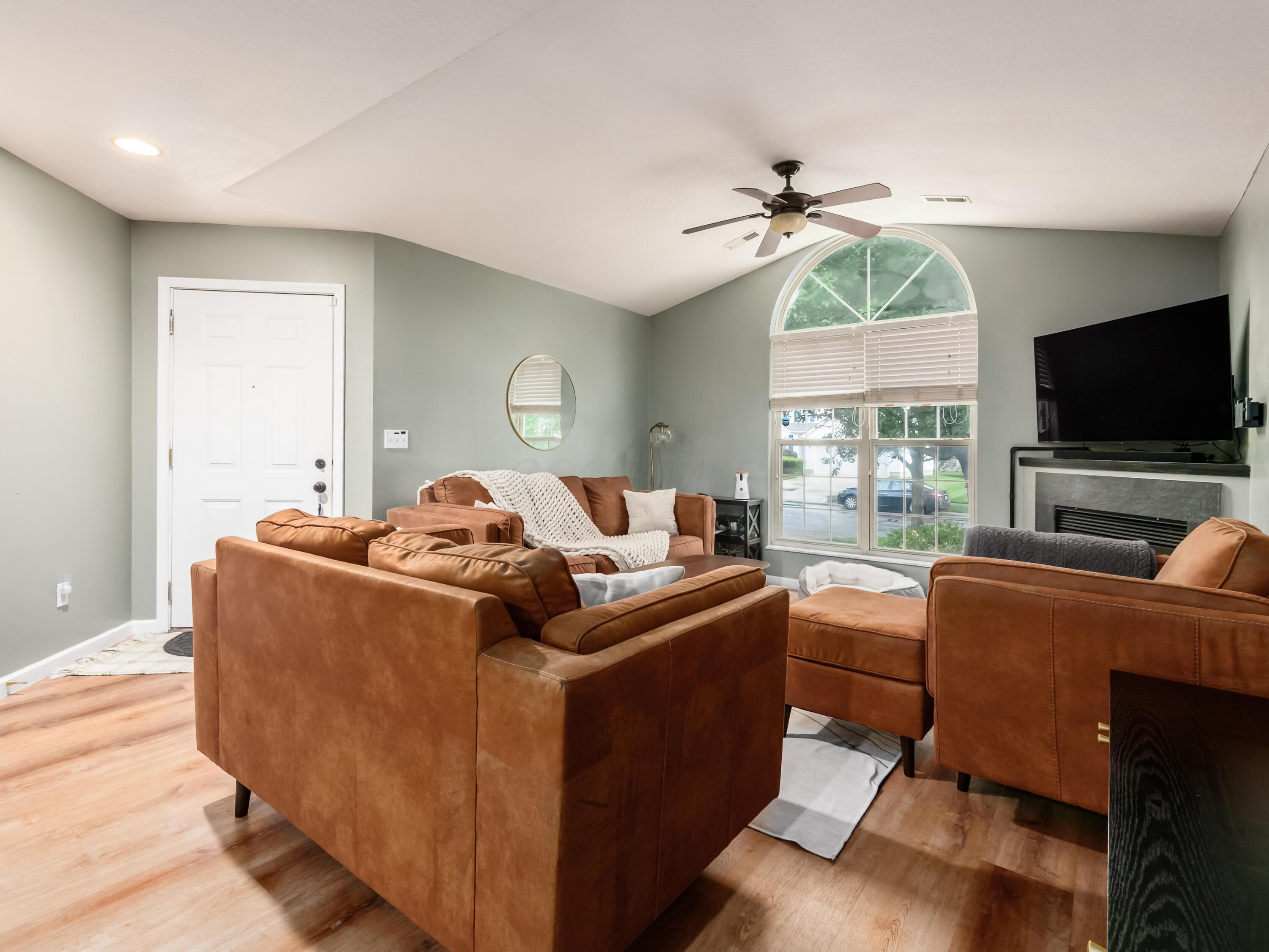 218 Lexington Boulevard