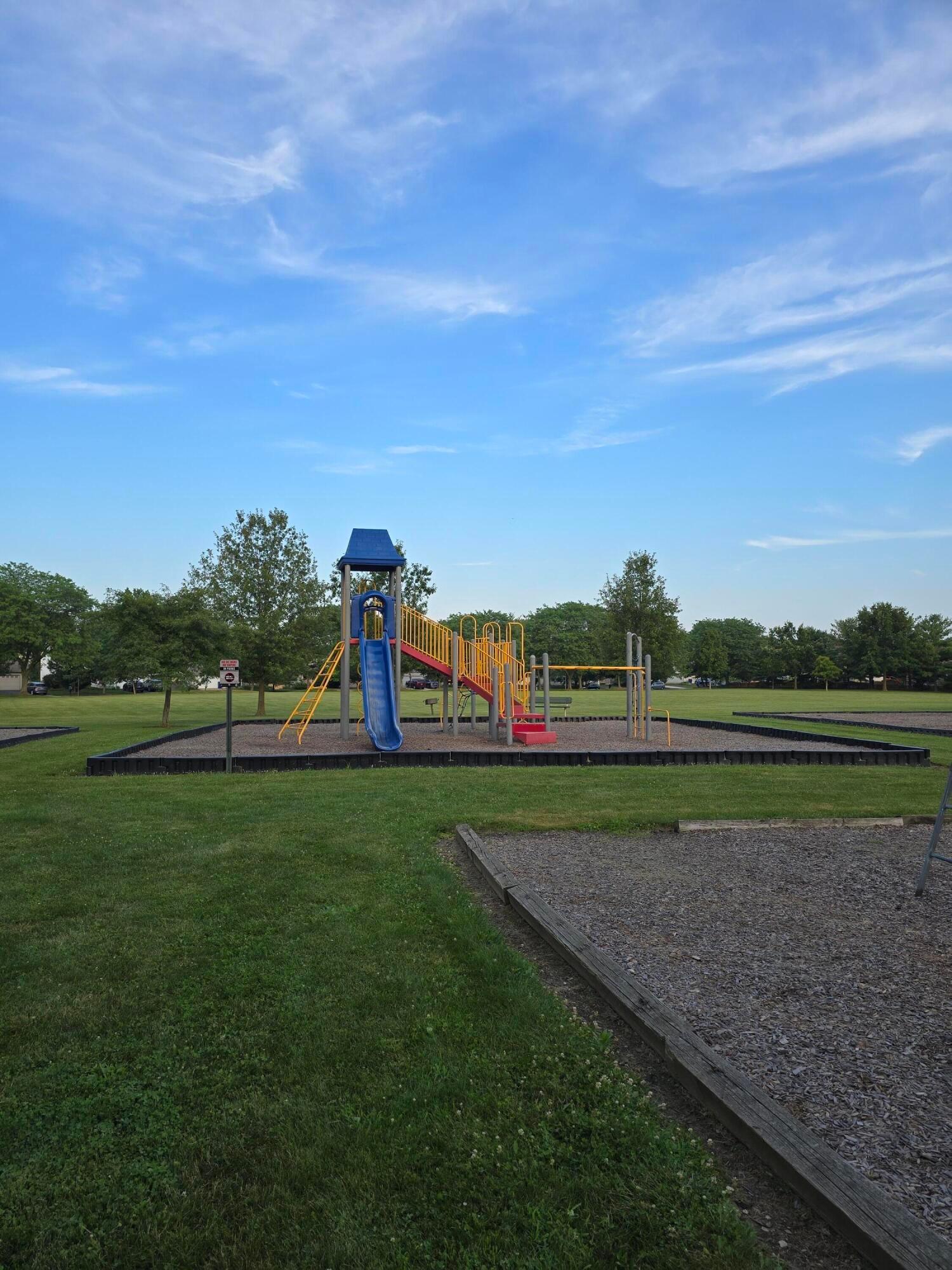 218 Lexington Boulevard