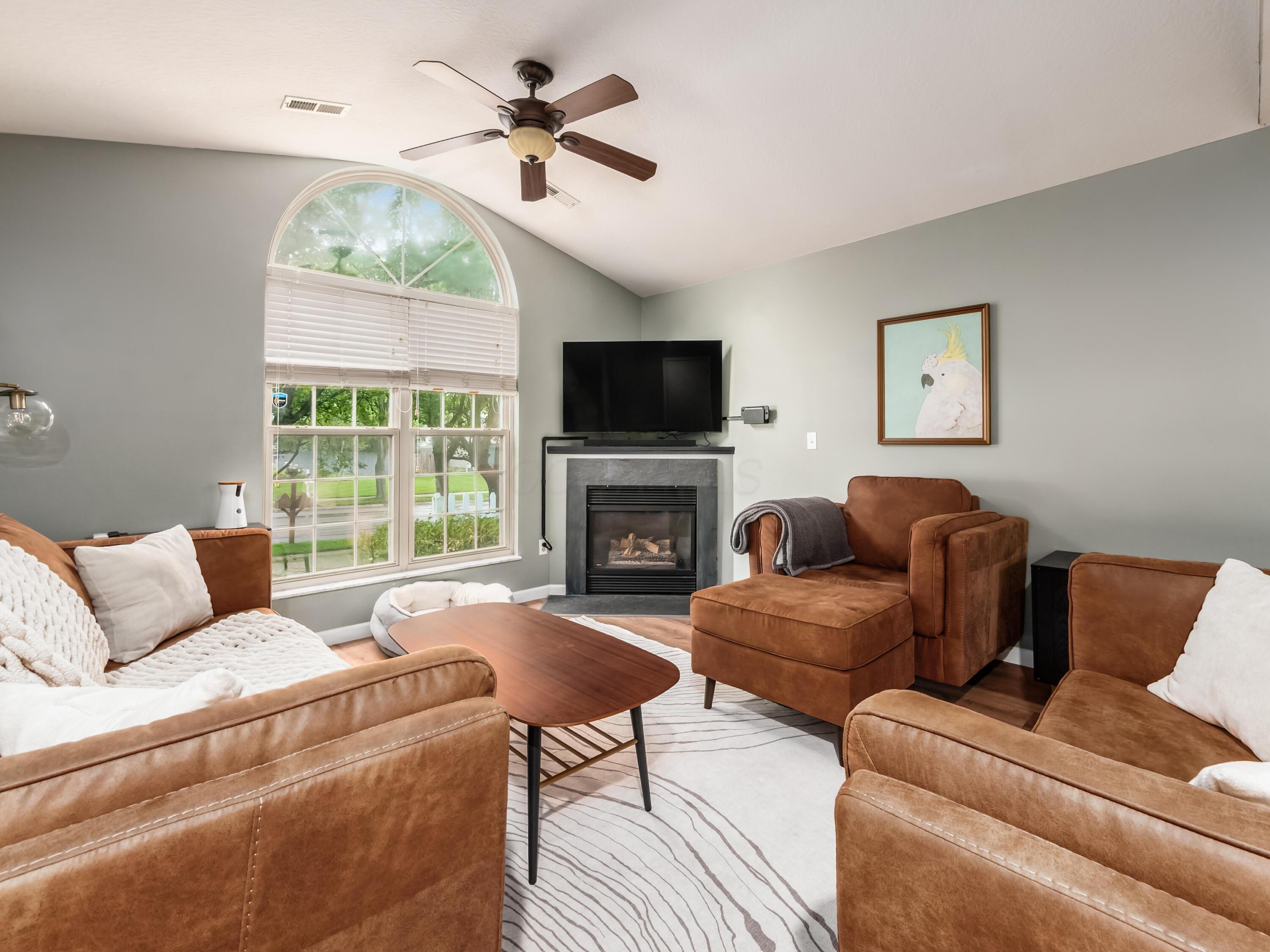 218 Lexington Boulevard