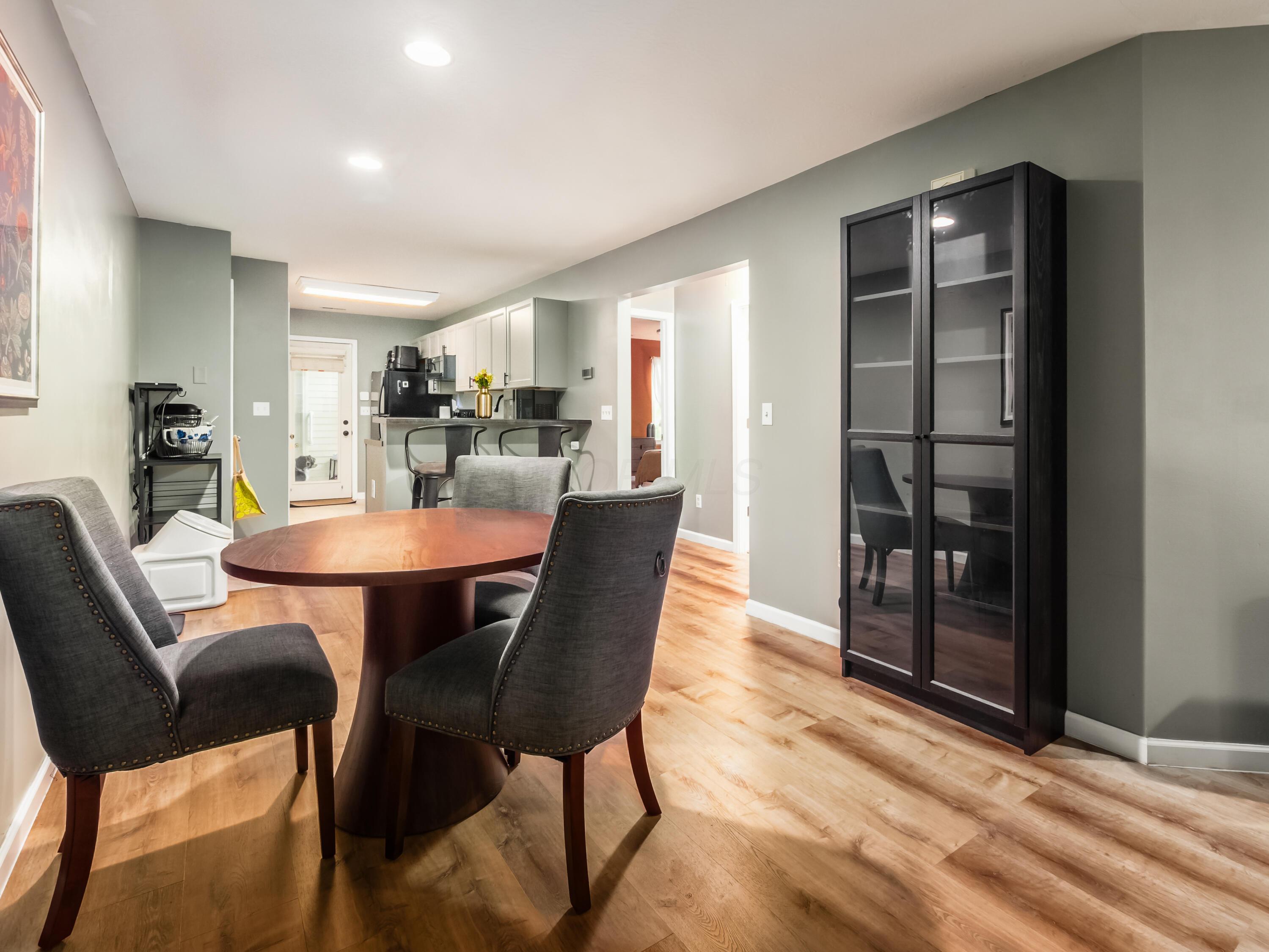 218 Lexington Boulevard