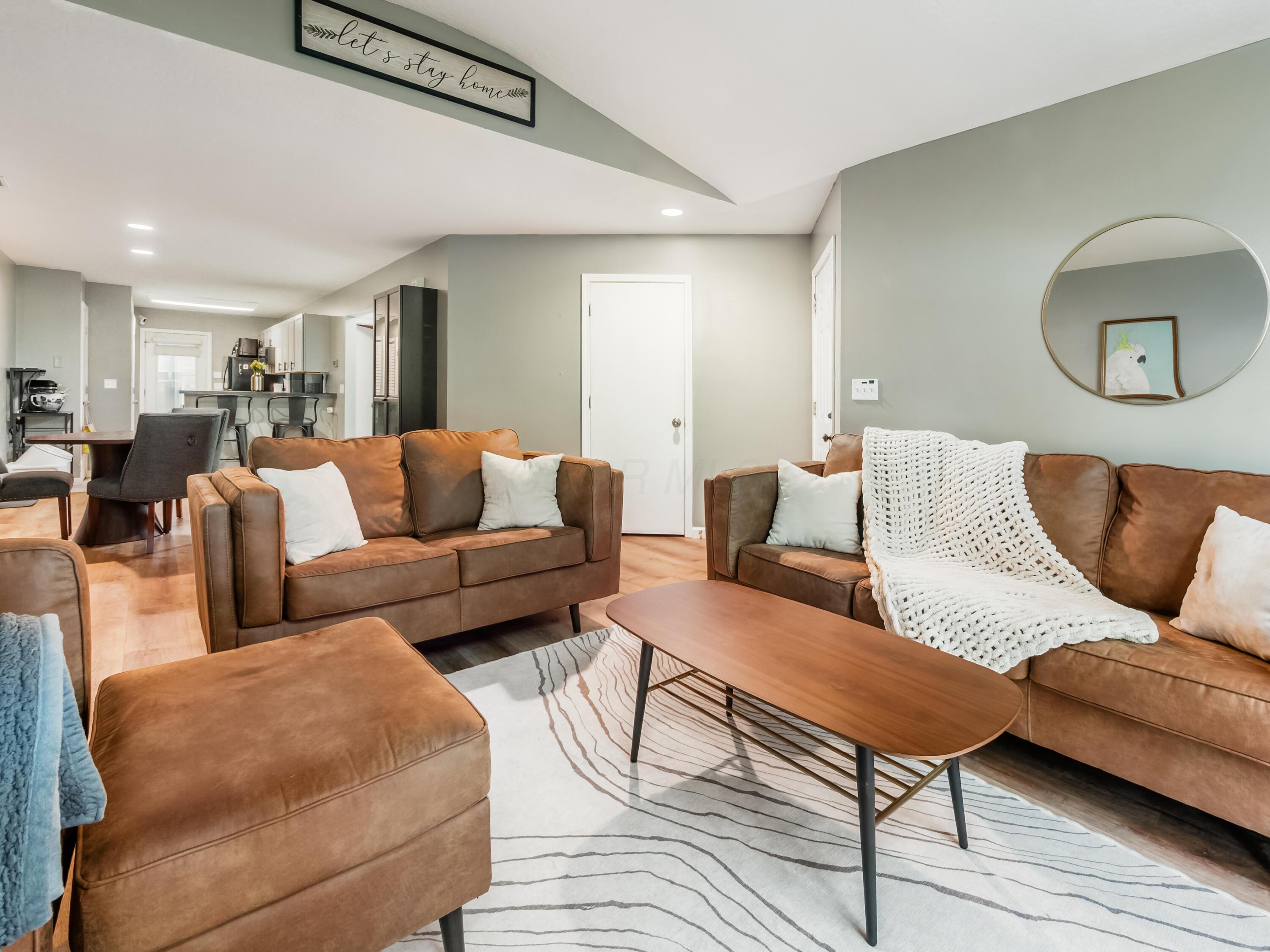 218 Lexington Boulevard