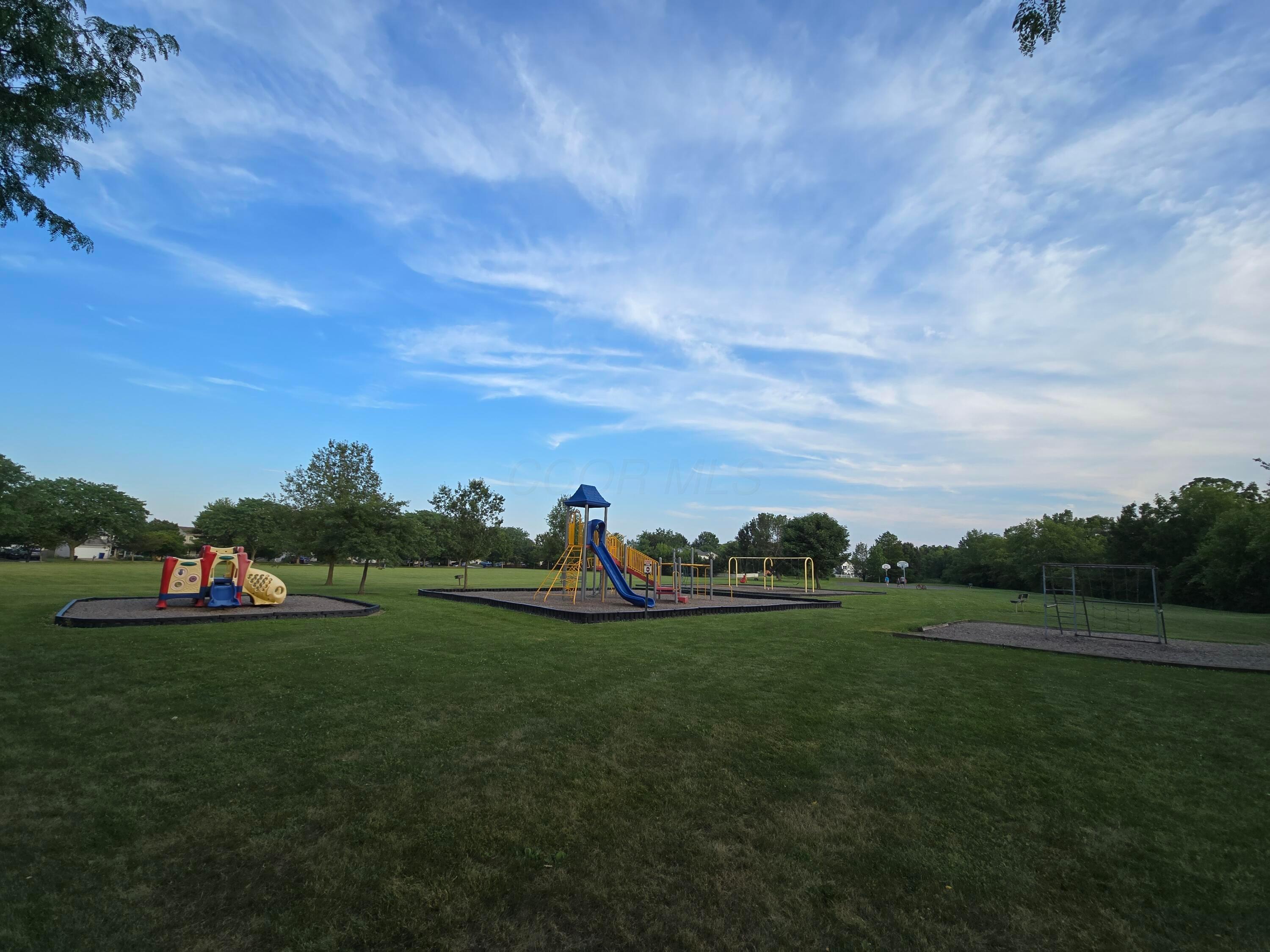 218 Lexington Boulevard