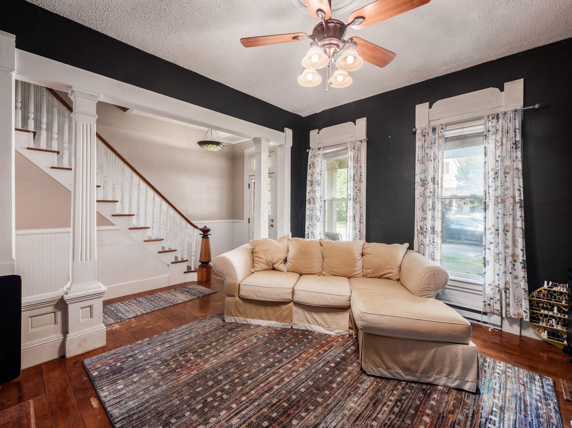 404 S Detroit Street