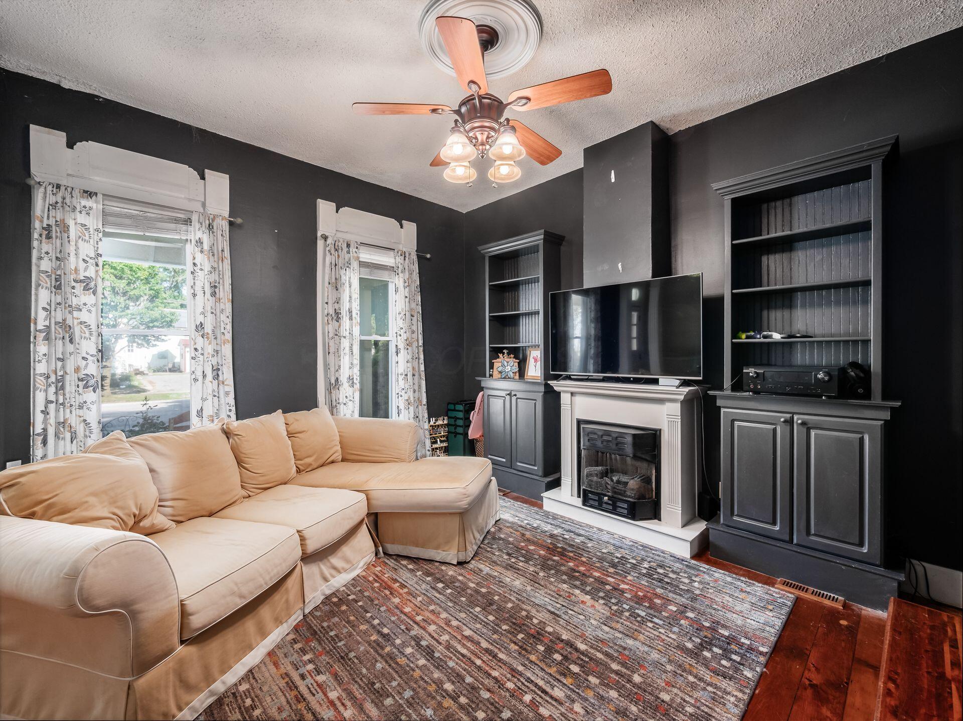 404 S Detroit Street